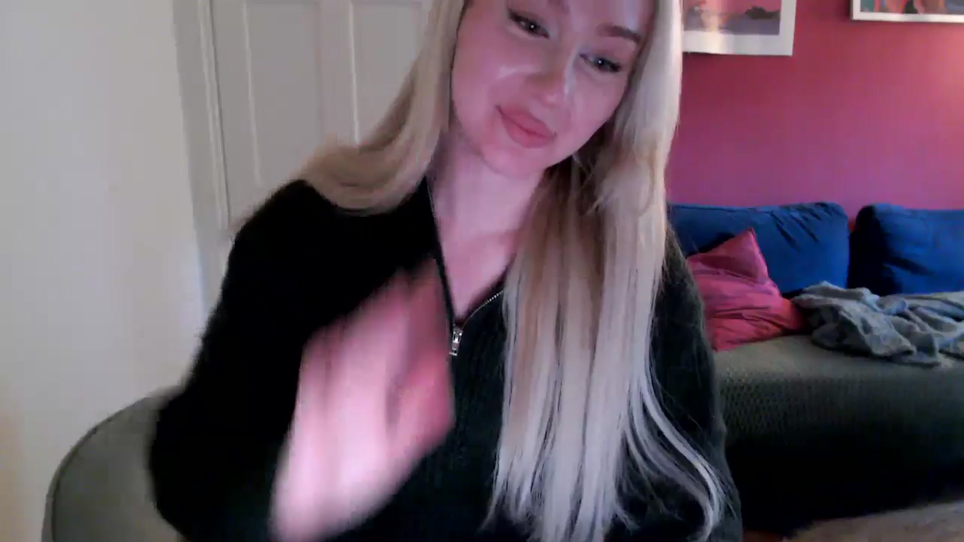 Gallery image thumbnail from PetiteAvax's myfreecams stream on, 09/29/2024, 16:20 image 19 of 20