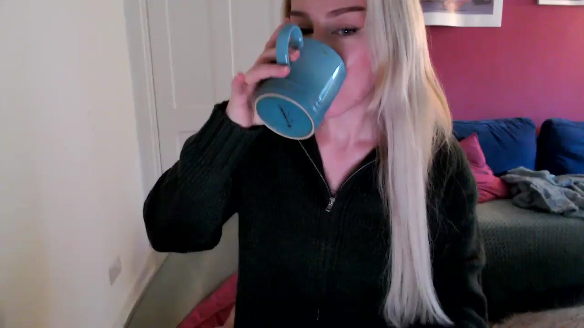 Gallery image thumbnail from PetiteAvax's myfreecams stream on, 09/29/2024, 17:02 image 1 of 20