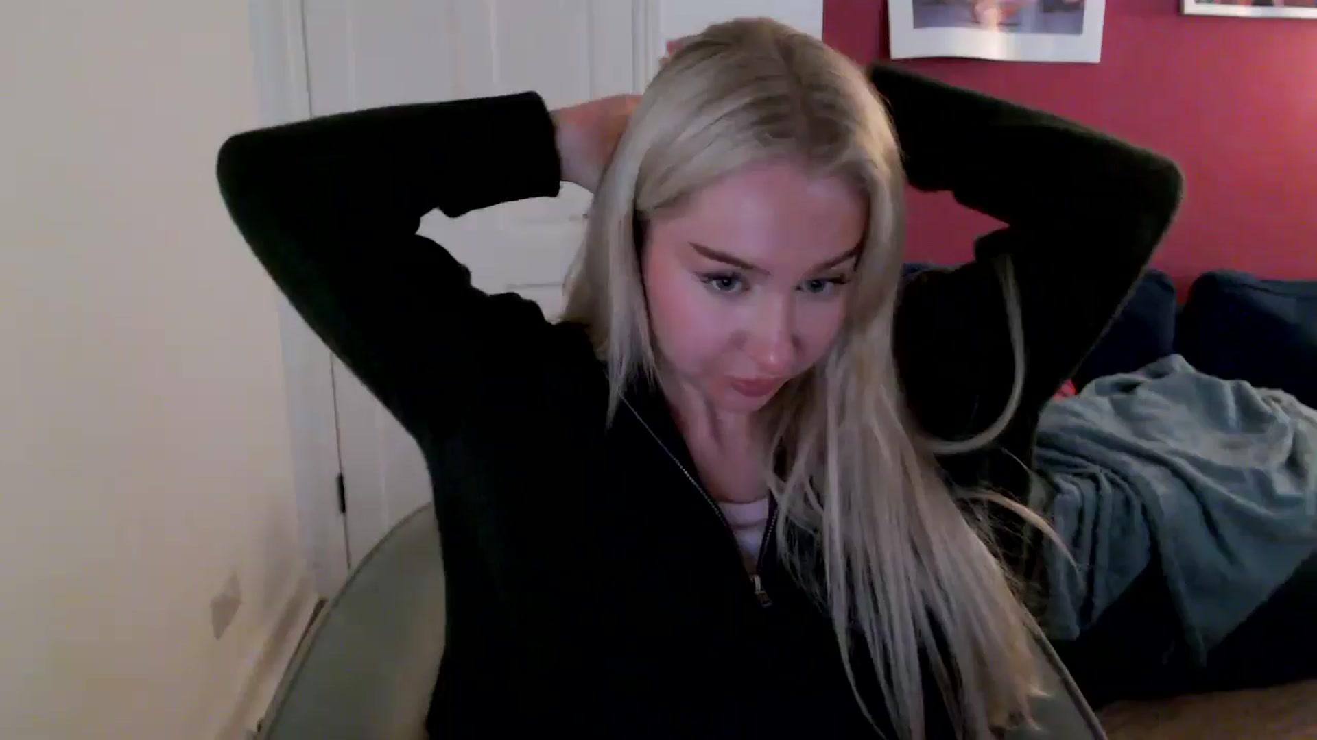 Gallery image thumbnail from PetiteAvax's myfreecams stream on, 09/29/2024, 18:55 image 11 of 20