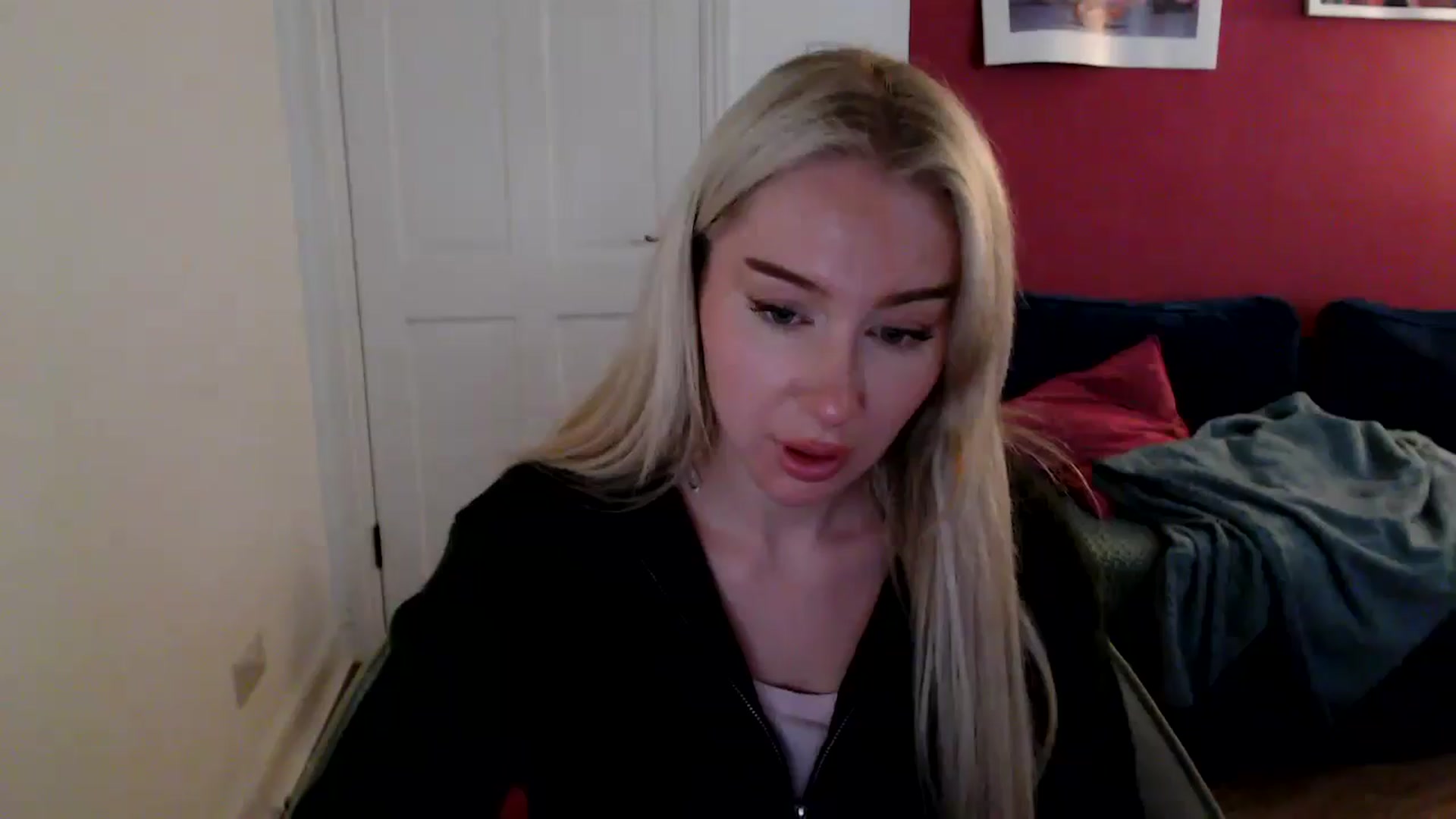 Gallery image thumbnail from PetiteAvax's myfreecams stream on, 09/29/2024, 18:55 image 12 of 20