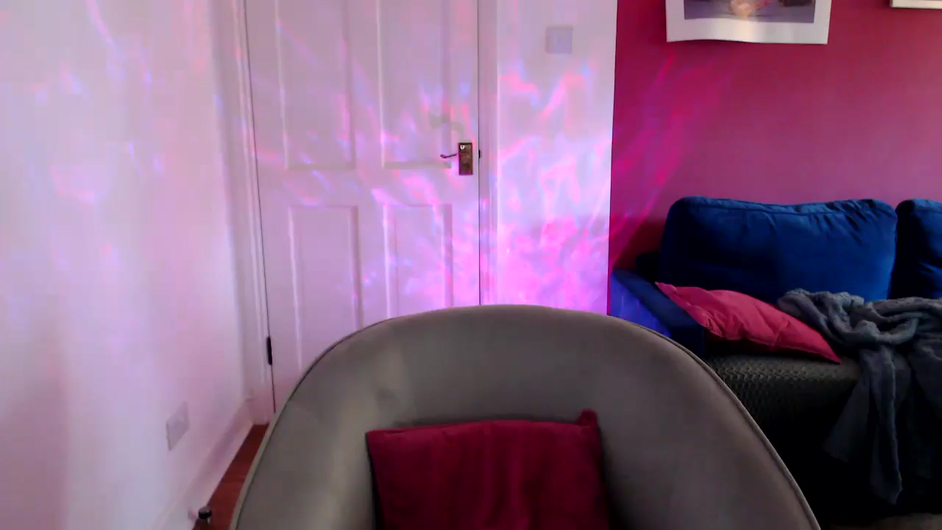 Gallery image thumbnail from PetiteAvax's myfreecams stream on, 10/01/2024, 07:48 image 16 of 20