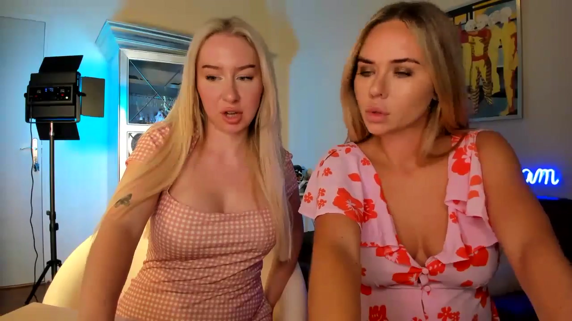 Gallery image thumbnail from PetiteAvax's myfreecams stream on, 10/03/2024, 16:20 image 17 of 20