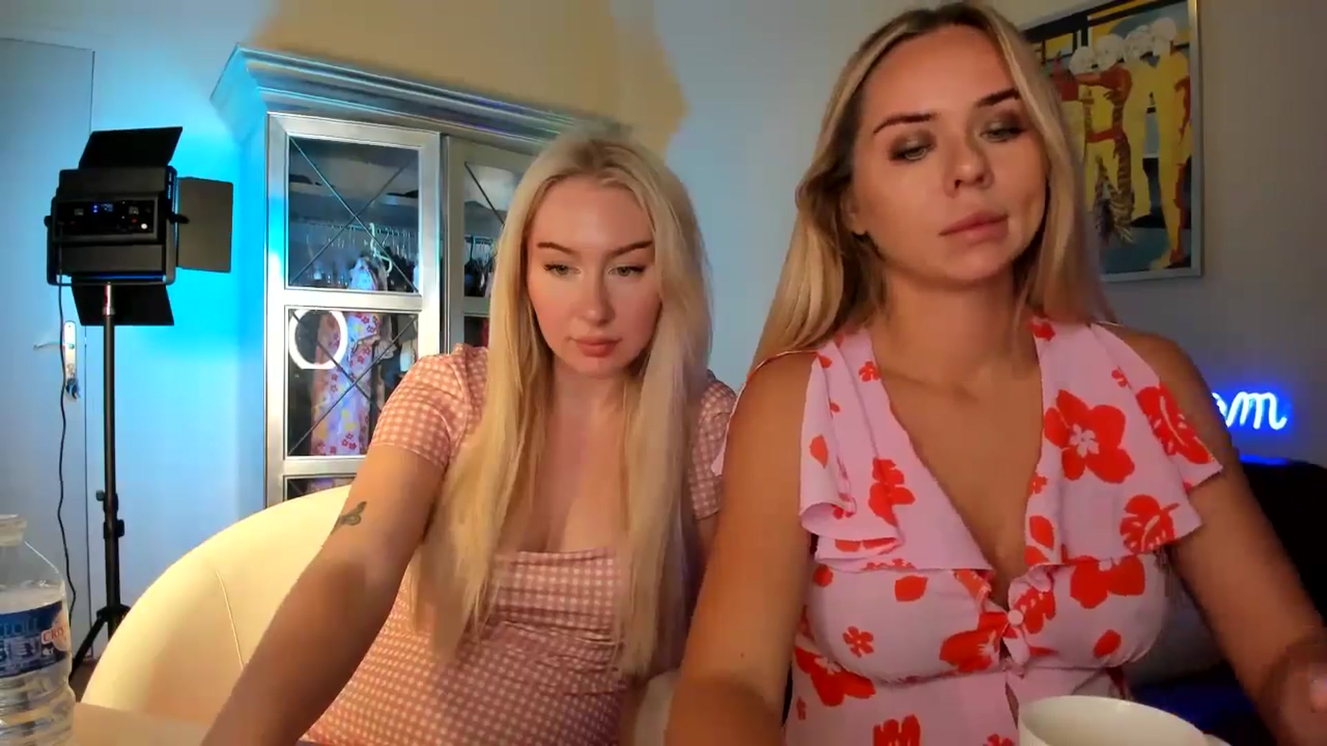 Gallery image thumbnail from PetiteAvax's myfreecams stream on, 10/03/2024, 18:36 image 3 of 20