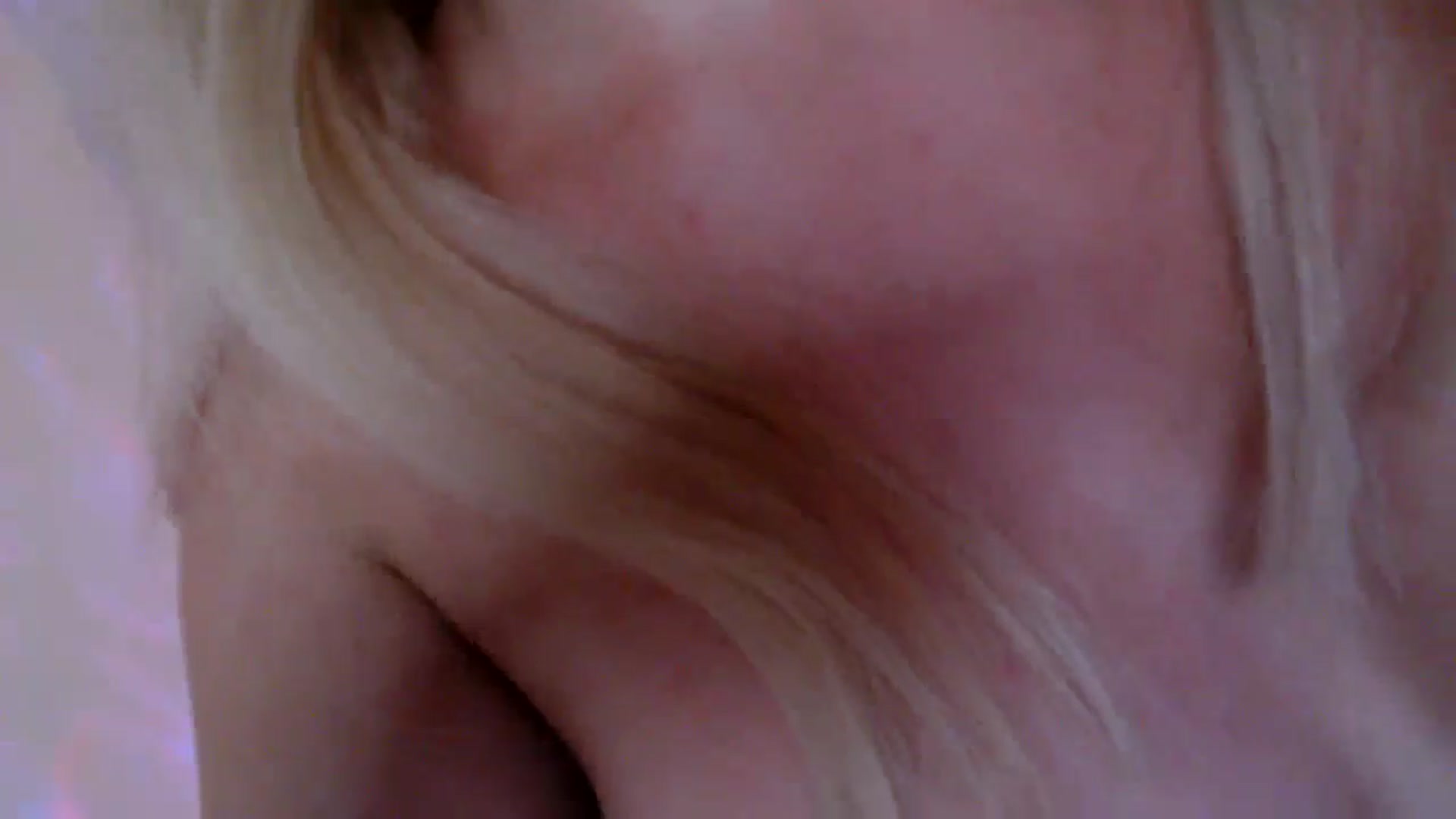 Gallery image thumbnail from PetiteAvax's myfreecams stream on, 10/13/2024, 16:46 image 13 of 20