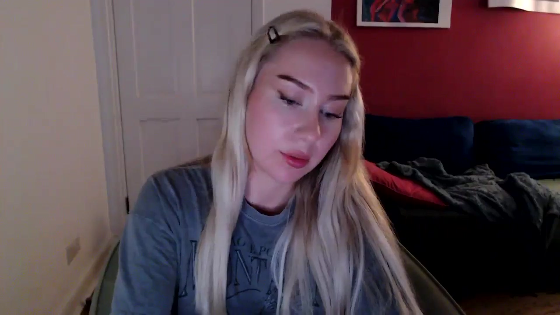 Gallery image thumbnail from PetiteAvax's myfreecams stream on, 10/14/2024, 17:44 image 6 of 20