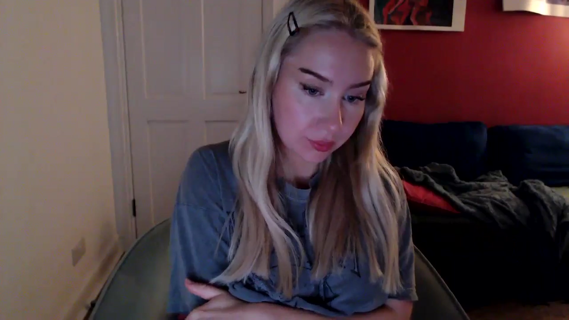 Gallery image thumbnail from PetiteAvax's myfreecams stream on, 10/14/2024, 17:44 image 20 of 20