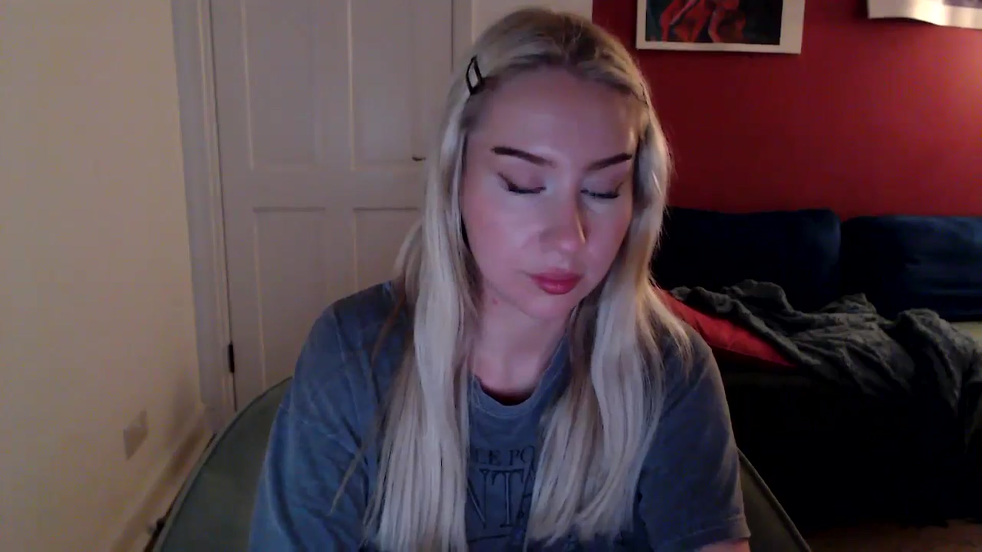 Gallery image thumbnail from PetiteAvax's myfreecams stream on, 10/14/2024, 17:44 image 19 of 20