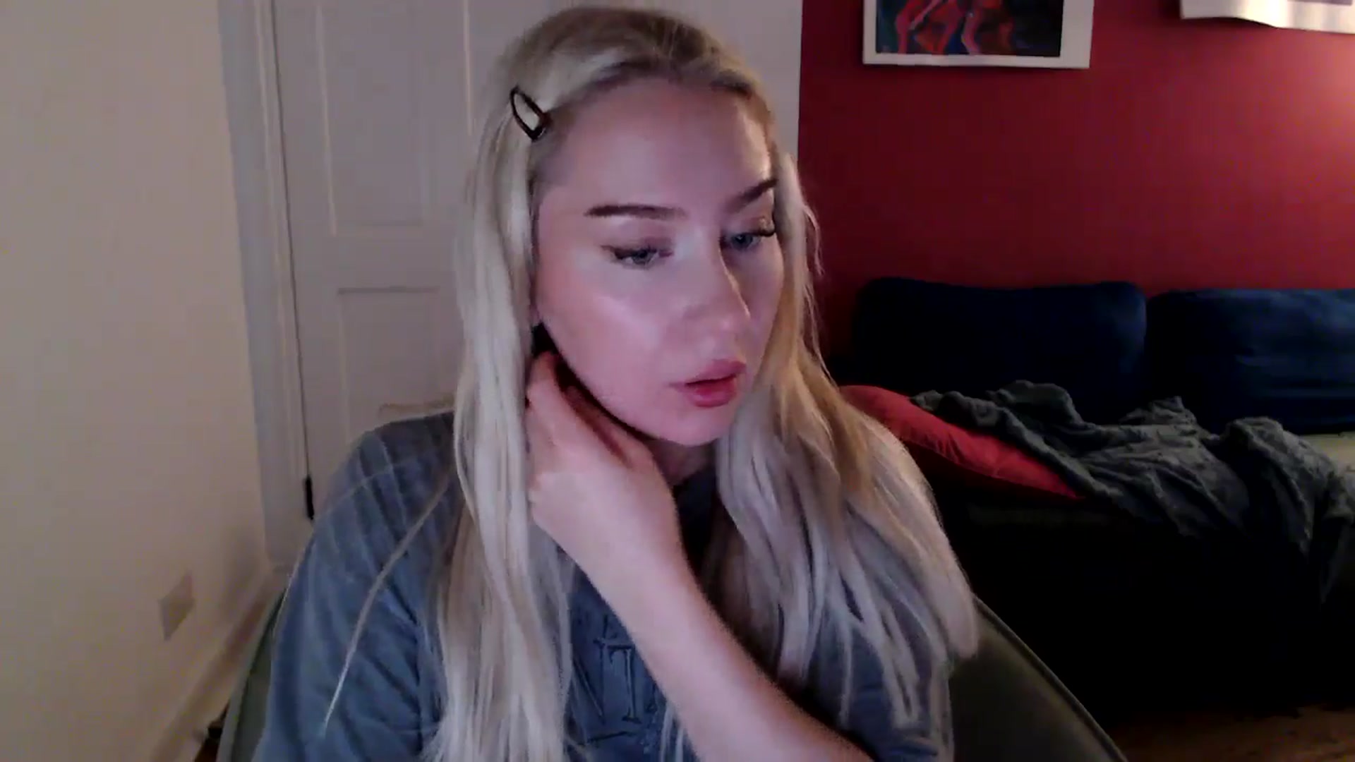 Gallery image thumbnail from PetiteAvax's myfreecams stream on, 10/14/2024, 17:44 image 7 of 20