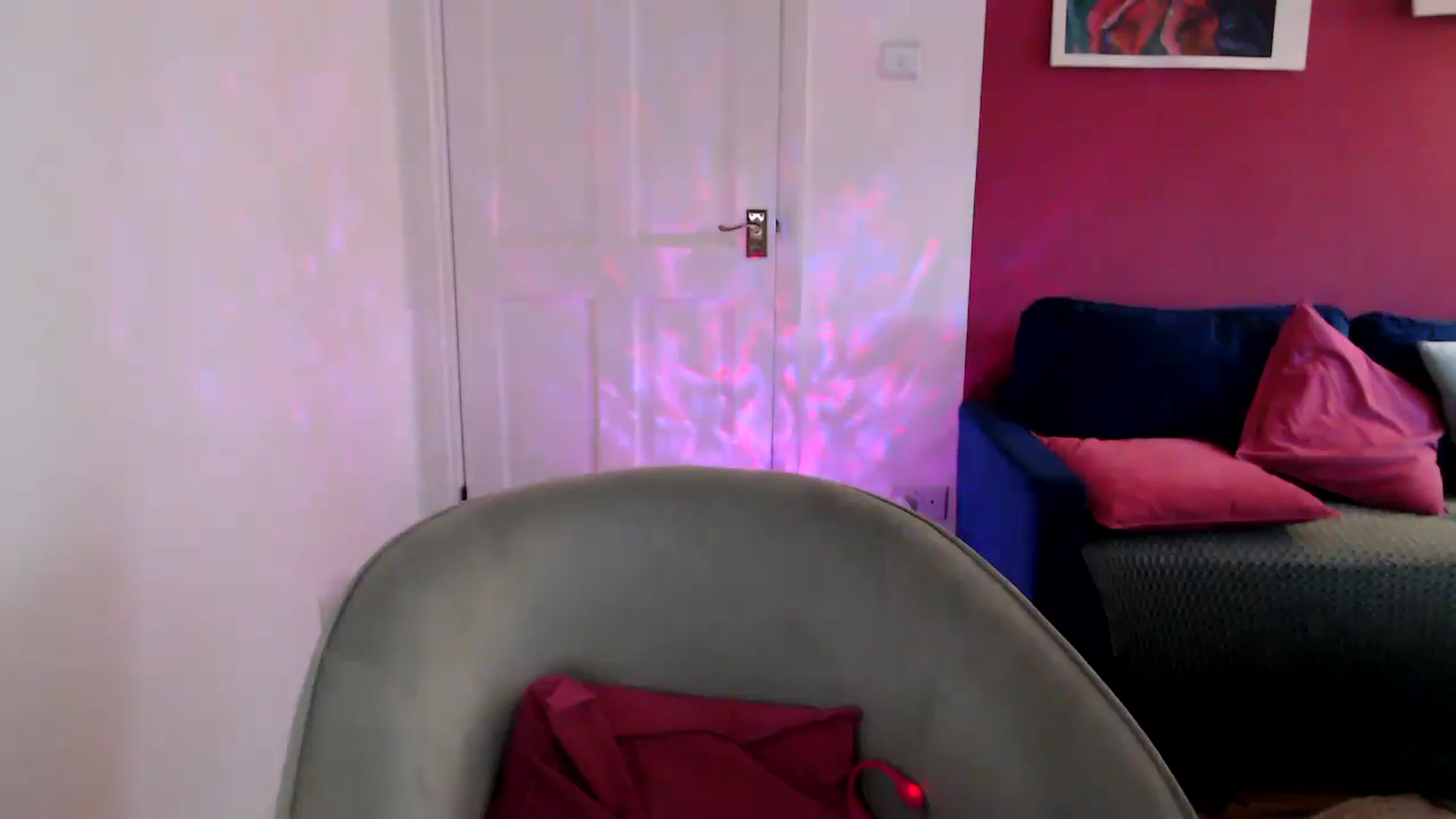 Gallery image thumbnail from PetiteAvax's myfreecams stream on, 10/23/2024, 09:27 image 4 of 20