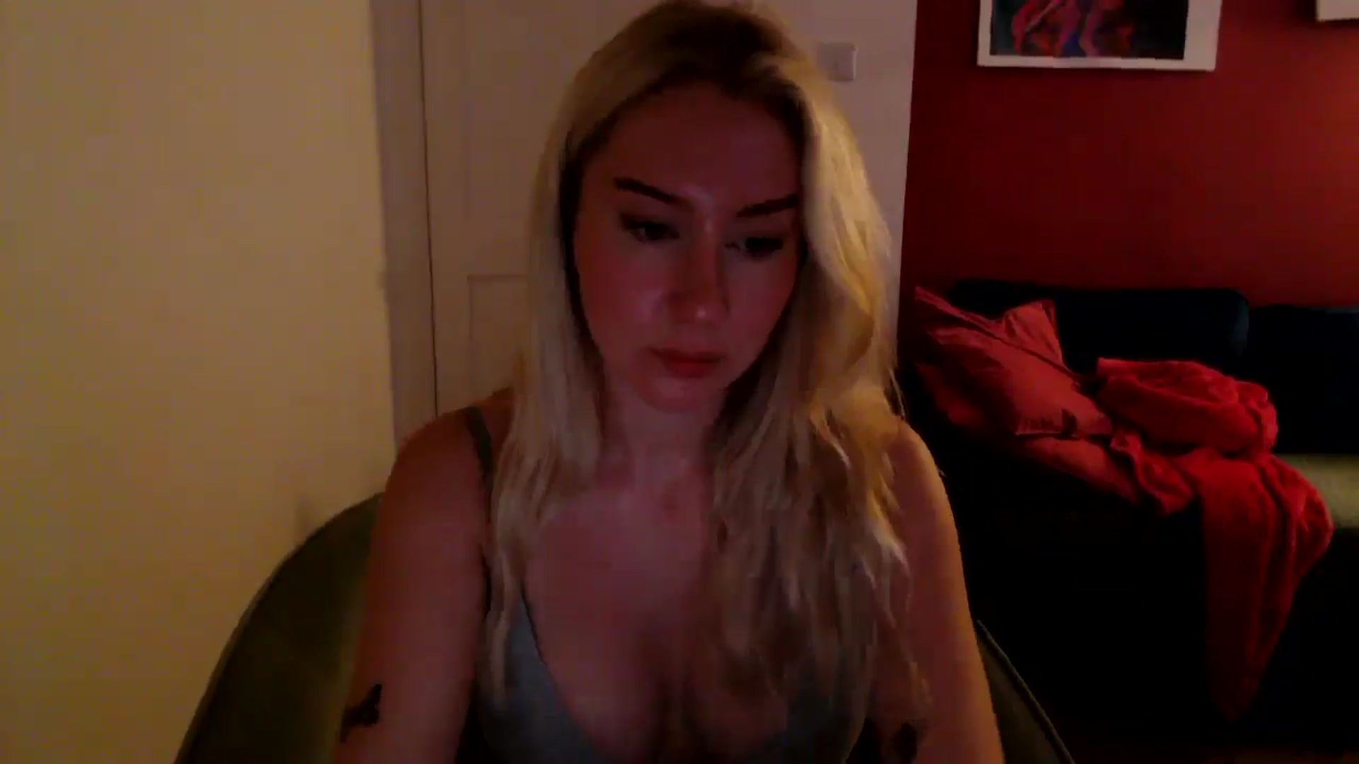 Gallery image thumbnail from PetiteAvax's myfreecams stream on, 10/23/2024, 22:33 image 17 of 20