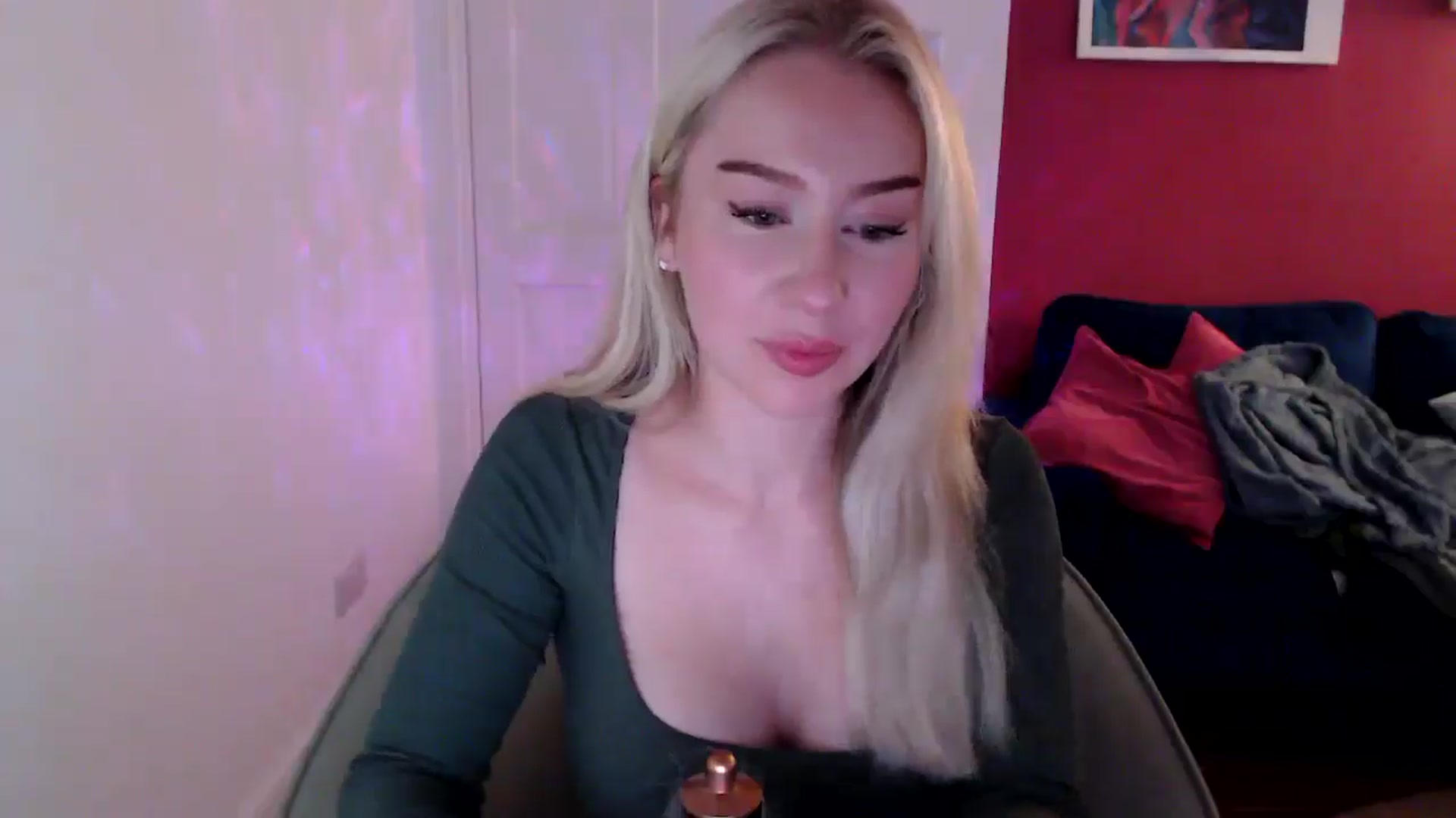 Gallery image thumbnail from PetiteAvax's myfreecams stream on, 10/26/2024, 16:47 image 12 of 20