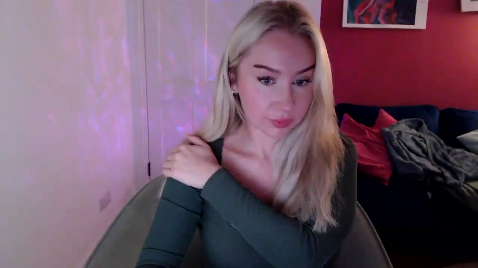 Gallery image thumbnail from PetiteAvax's myfreecams stream on, 10/26/2024, 16:47 image 15 of 20
