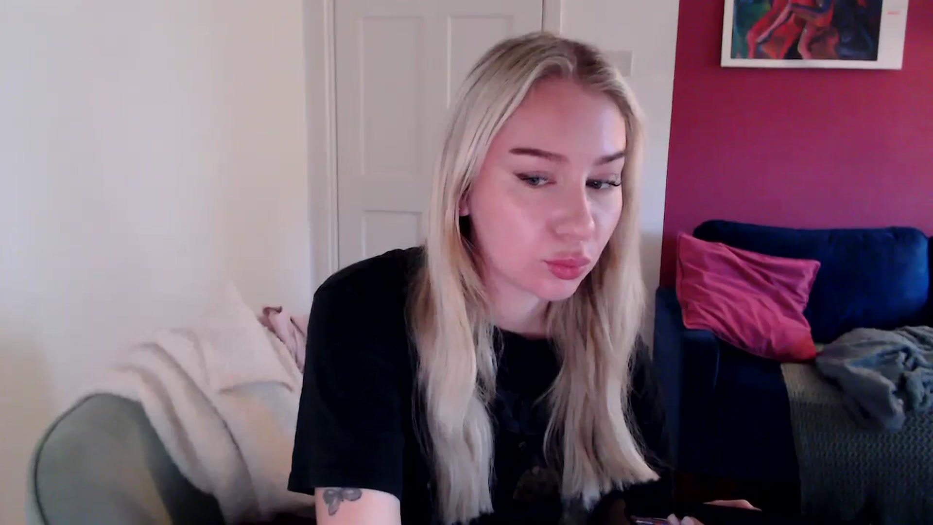 Gallery image thumbnail from PetiteAvax's myfreecams stream on, 10/28/2024, 08:29 image 20 of 20