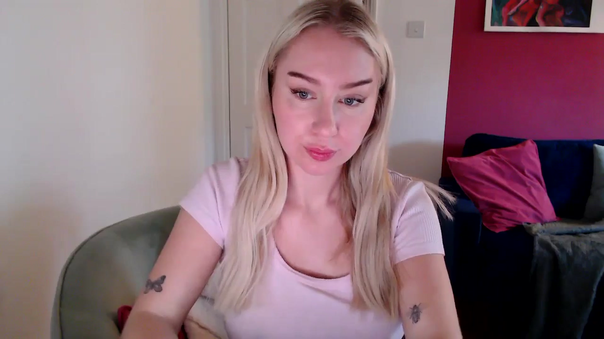 Gallery image thumbnail from PetiteAvax's myfreecams stream on, 10/28/2024, 12:06 image 2 of 20