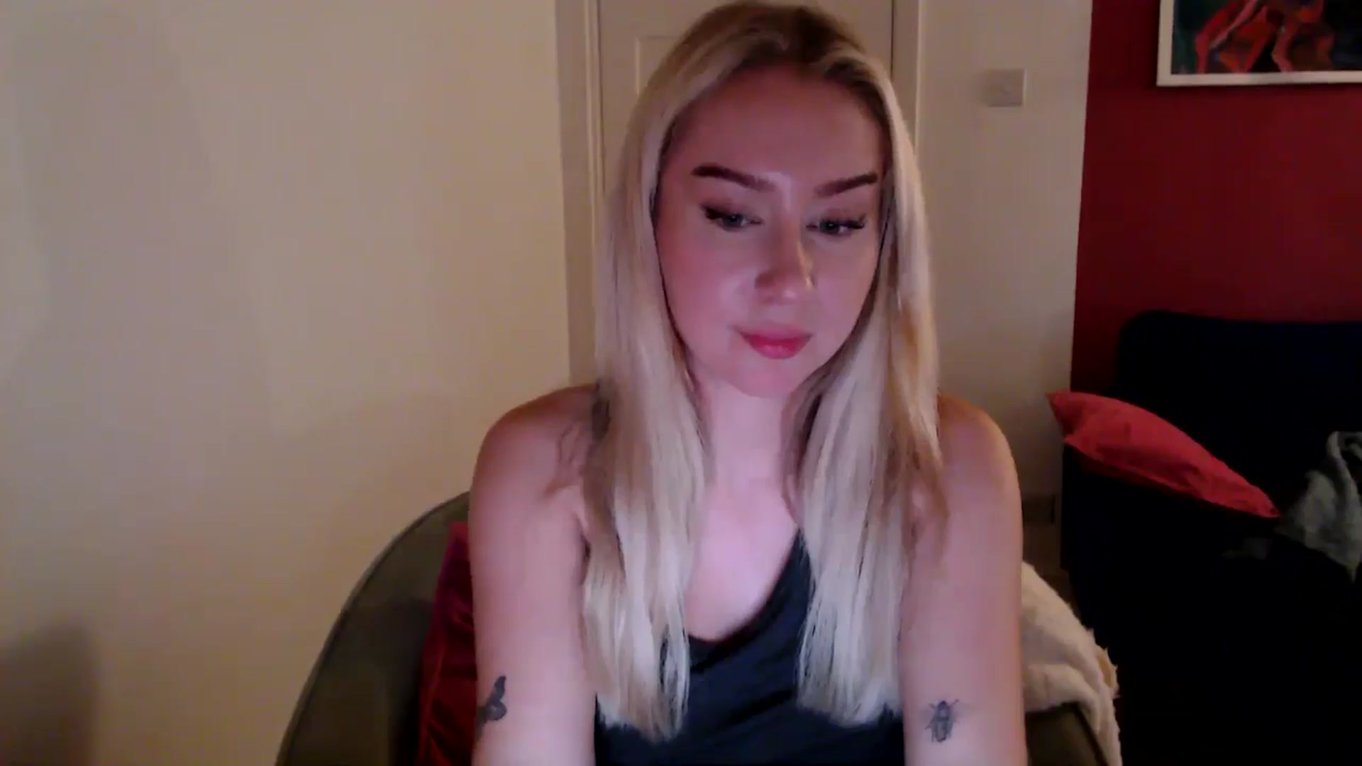 Gallery image thumbnail from PetiteAvax's myfreecams stream on, 10/30/2024, 16:46 image 11 of 20
