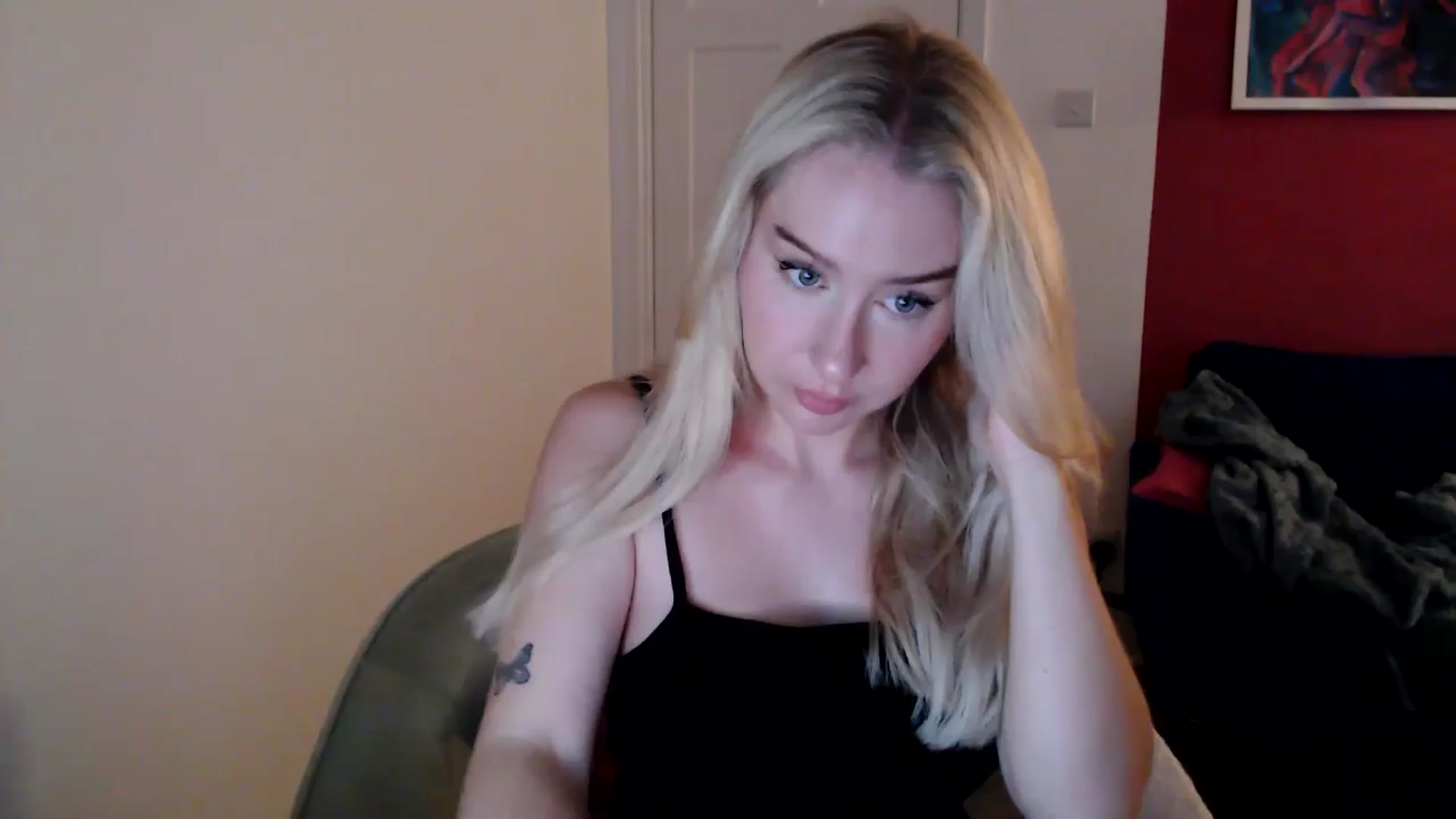 Gallery image thumbnail from PetiteAvax's myfreecams stream on, 10/31/2024, 18:29 image 8 of 20