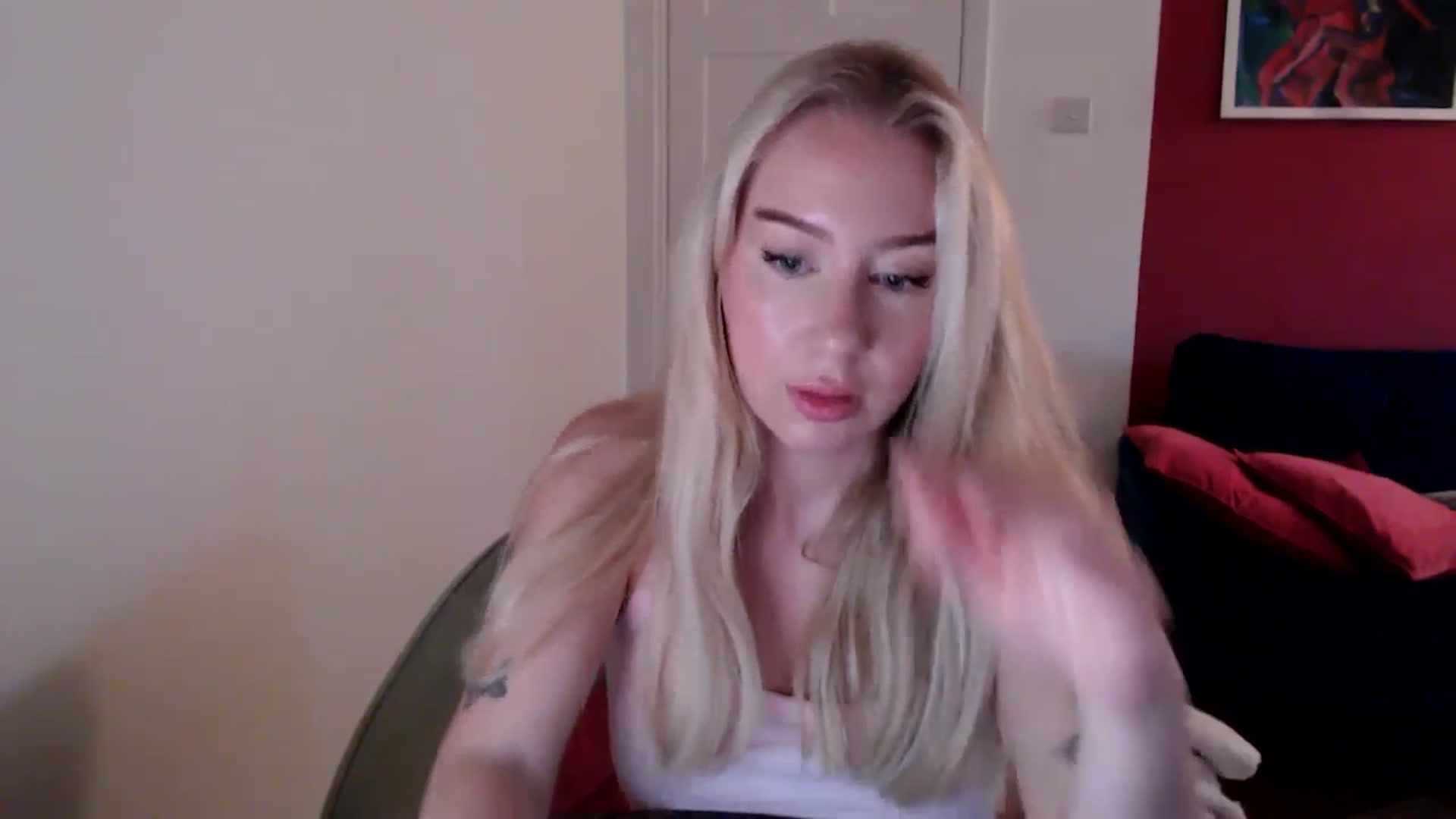 Gallery image thumbnail from PetiteAvax's myfreecams stream on, 11/02/2024, 16:04 image 12 of 20