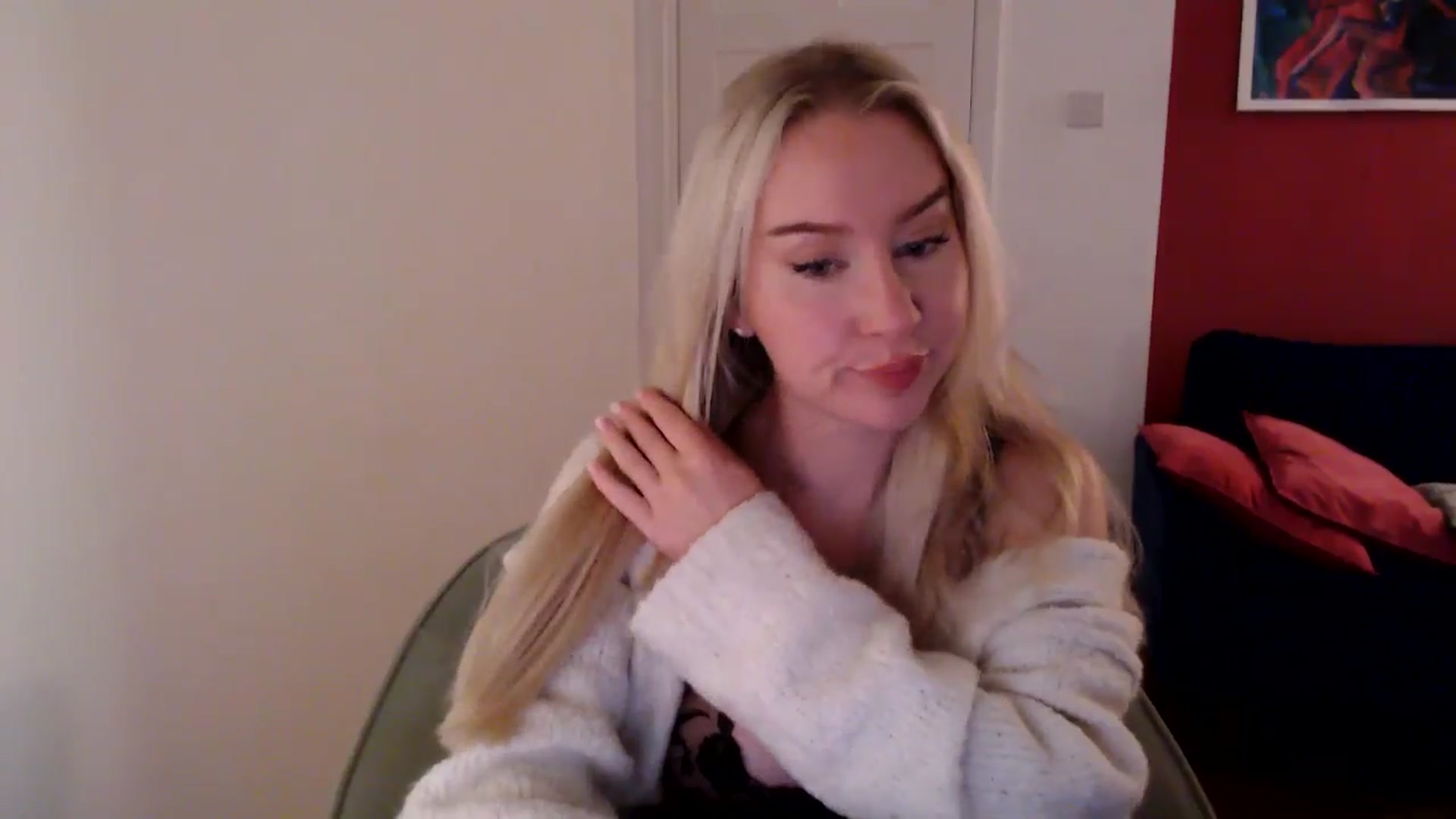 Gallery image thumbnail from PetiteAvax's myfreecams stream on, 11/02/2024, 18:20 image 13 of 20