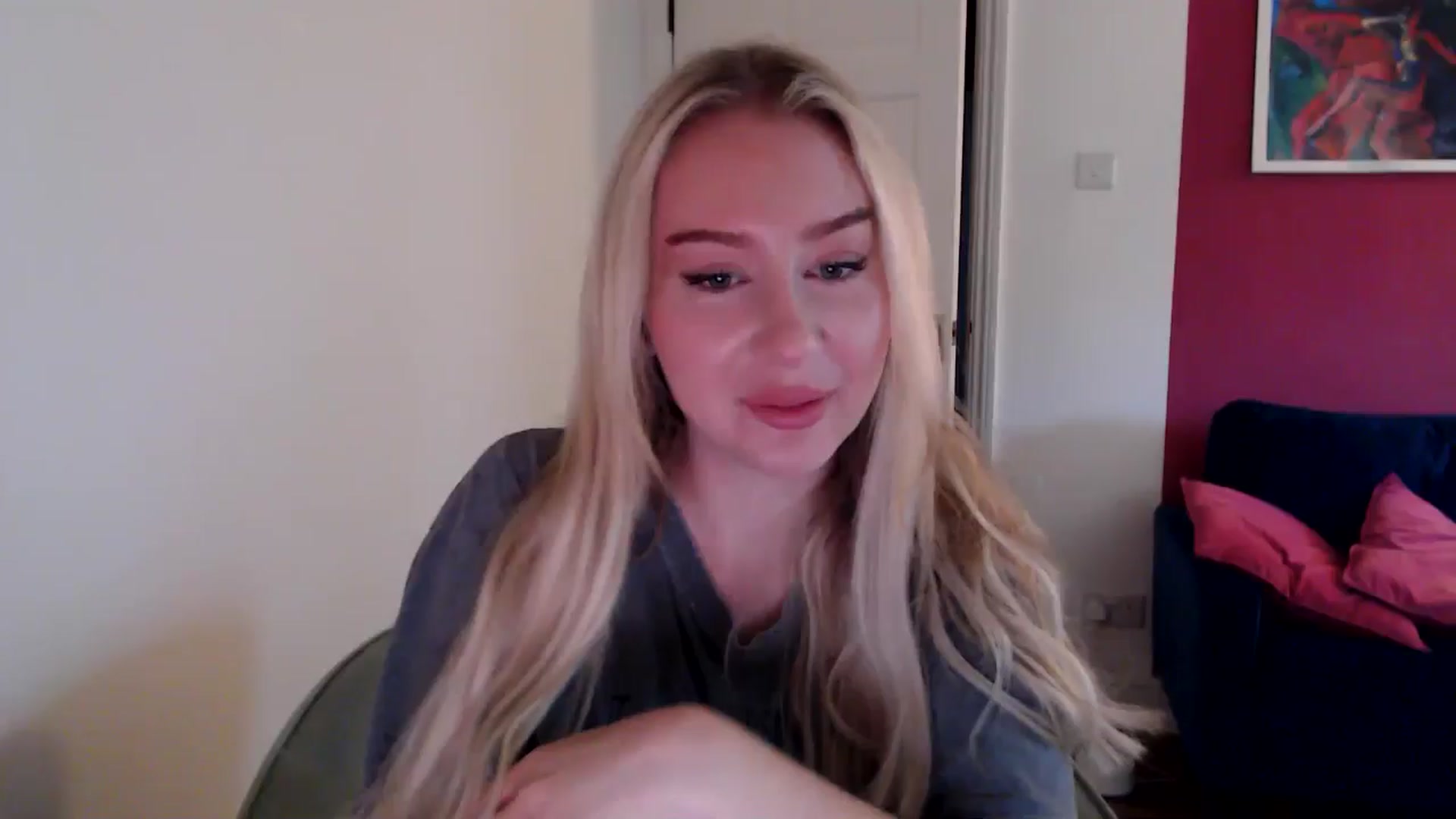 Gallery image thumbnail from PetiteAvax's myfreecams stream on, 11/03/2024, 10:27 image 19 of 20