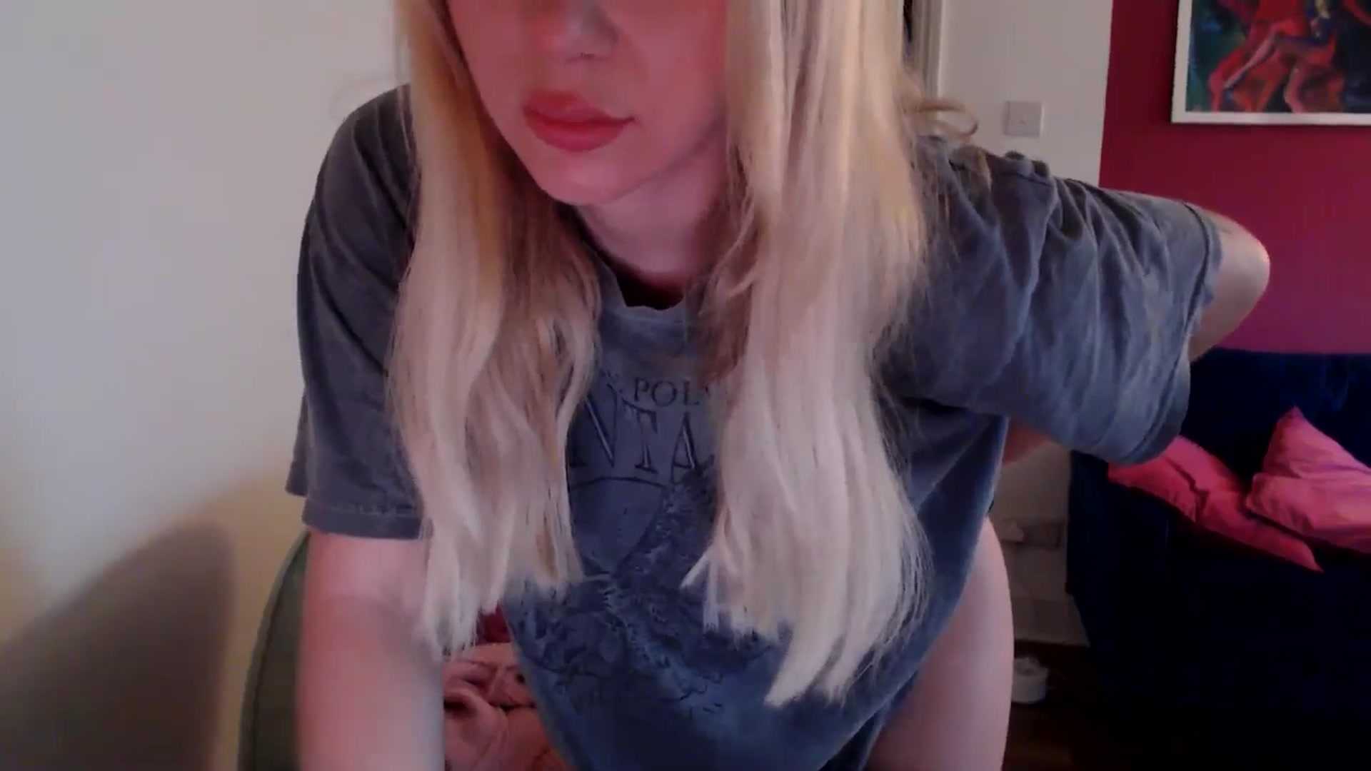 Gallery image thumbnail from PetiteAvax's myfreecams stream on, 11/03/2024, 10:27 image 12 of 20