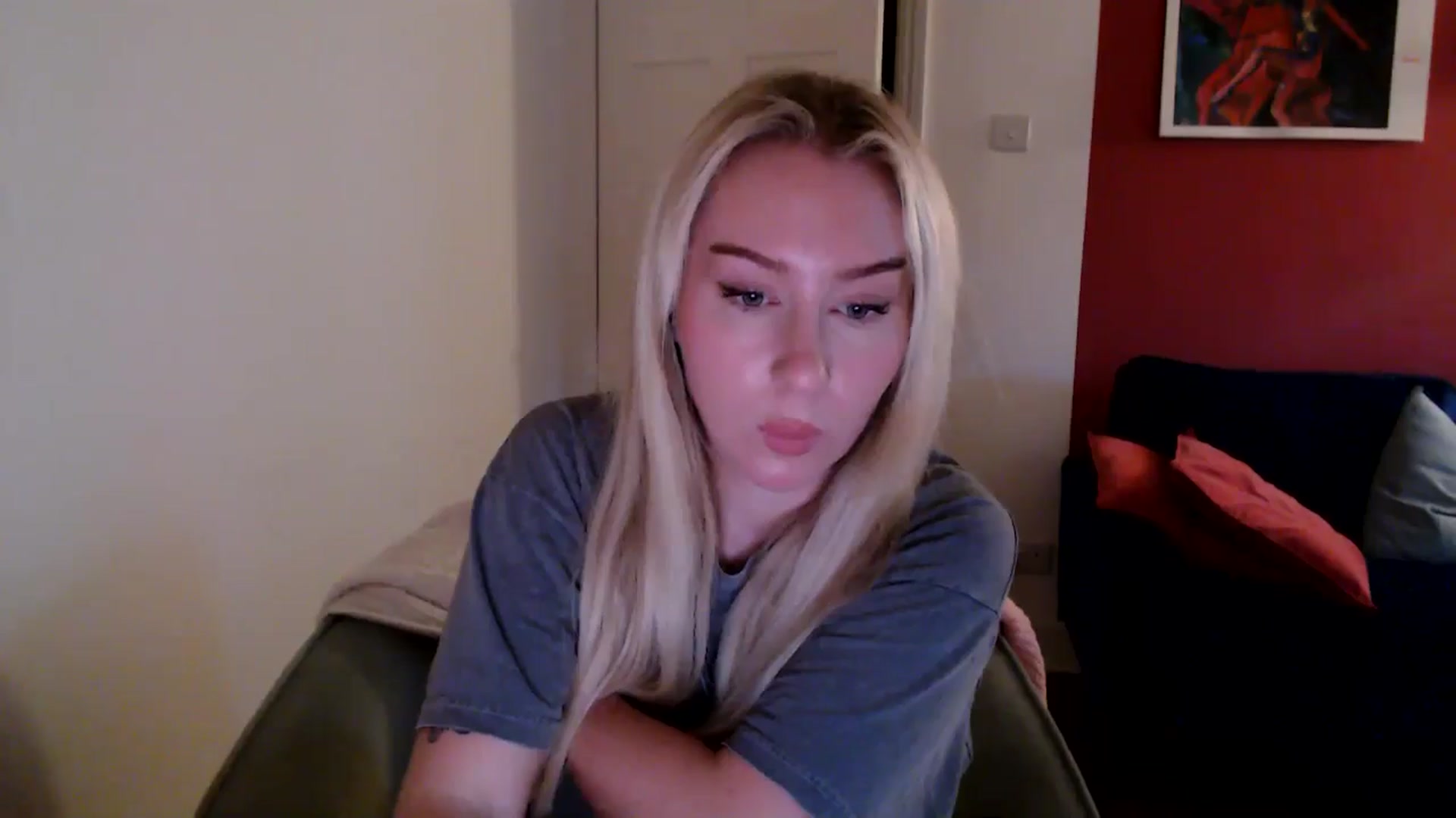 Gallery image thumbnail from PetiteAvax's myfreecams stream on, 11/03/2024, 15:40 image 14 of 20