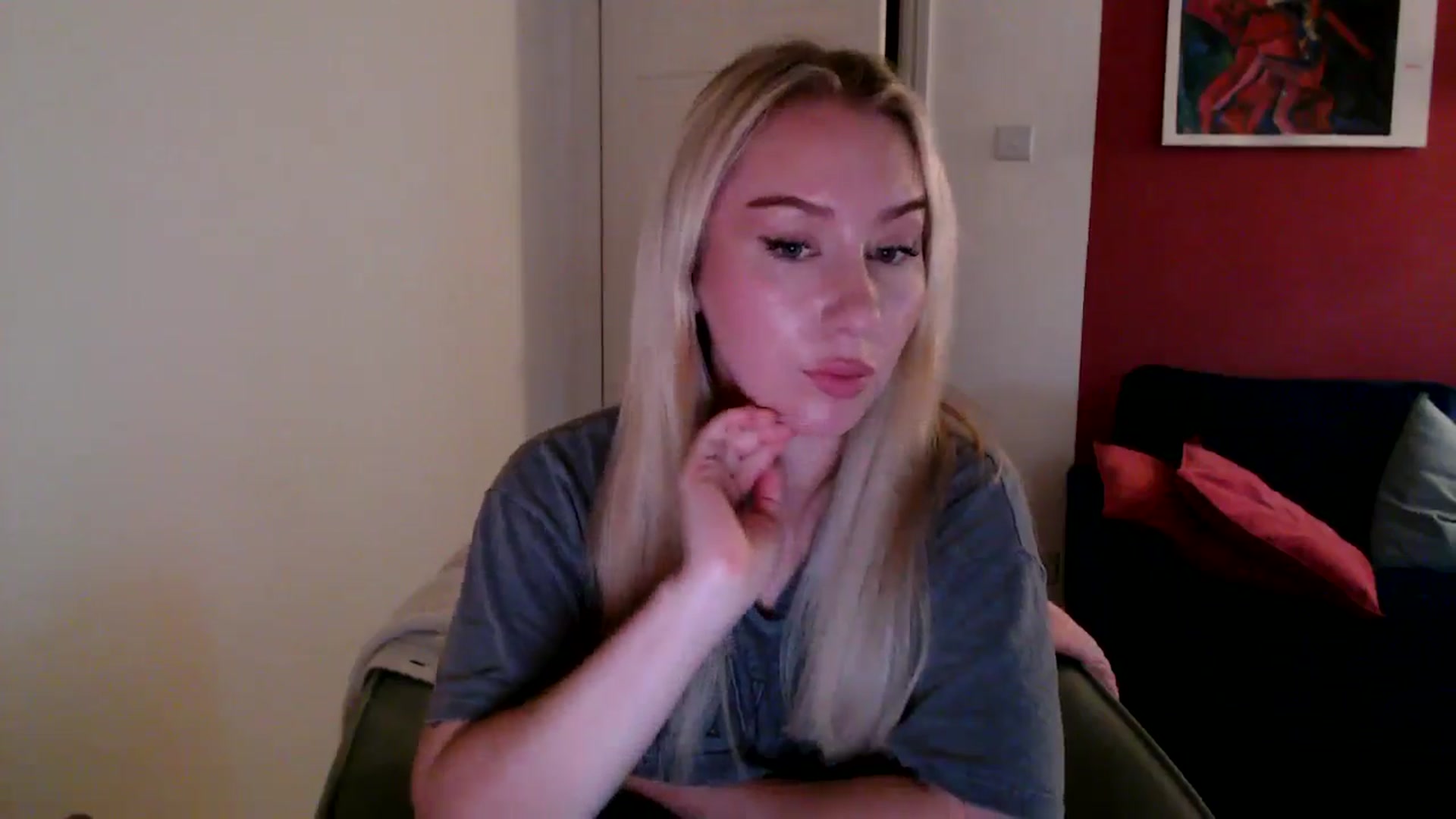 Gallery image thumbnail from PetiteAvax's myfreecams stream on, 11/03/2024, 15:40 image 19 of 20