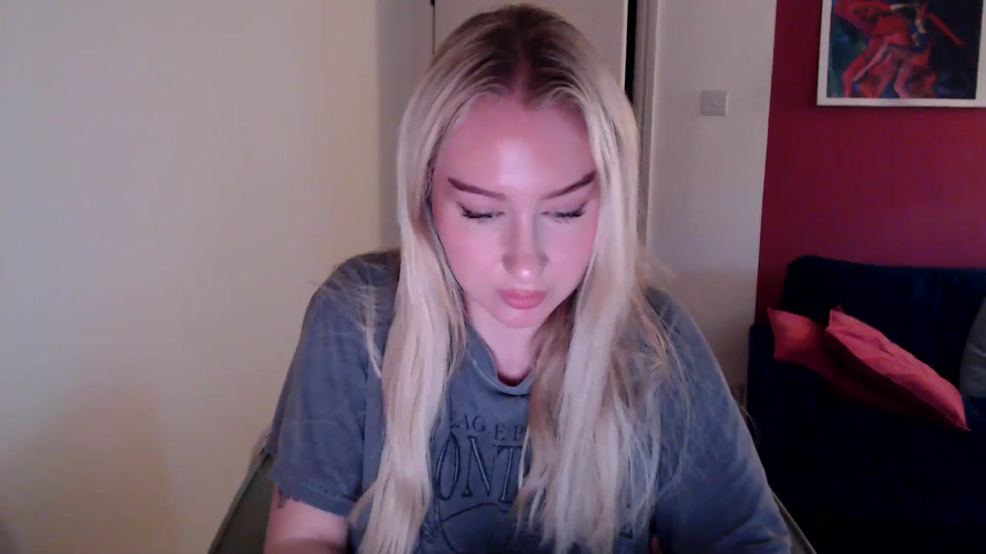 Gallery image thumbnail from PetiteAvax's myfreecams stream on, 11/03/2024, 15:40 image 8 of 20