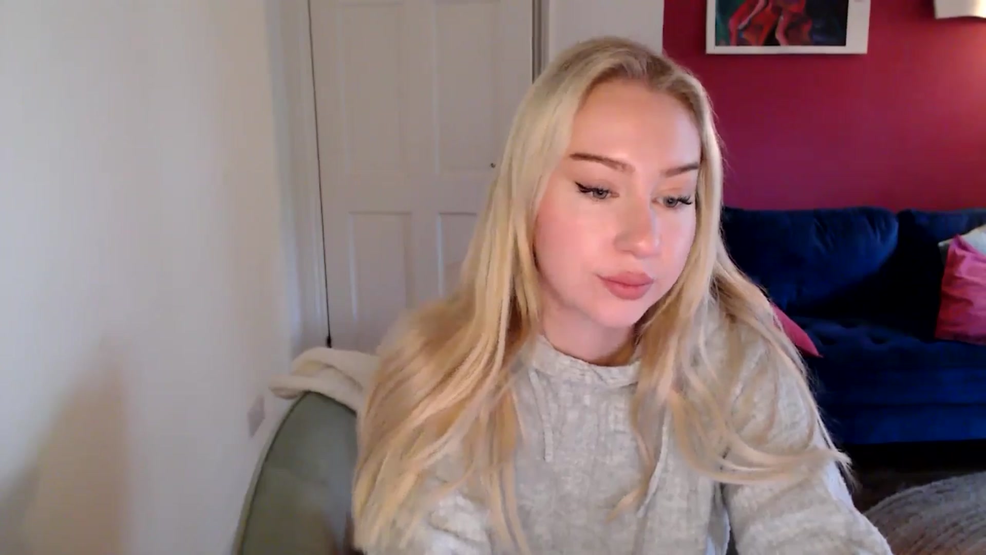 Gallery image thumbnail from PetiteAvax's myfreecams stream on, 11/09/2024, 10:14 image 8 of 20