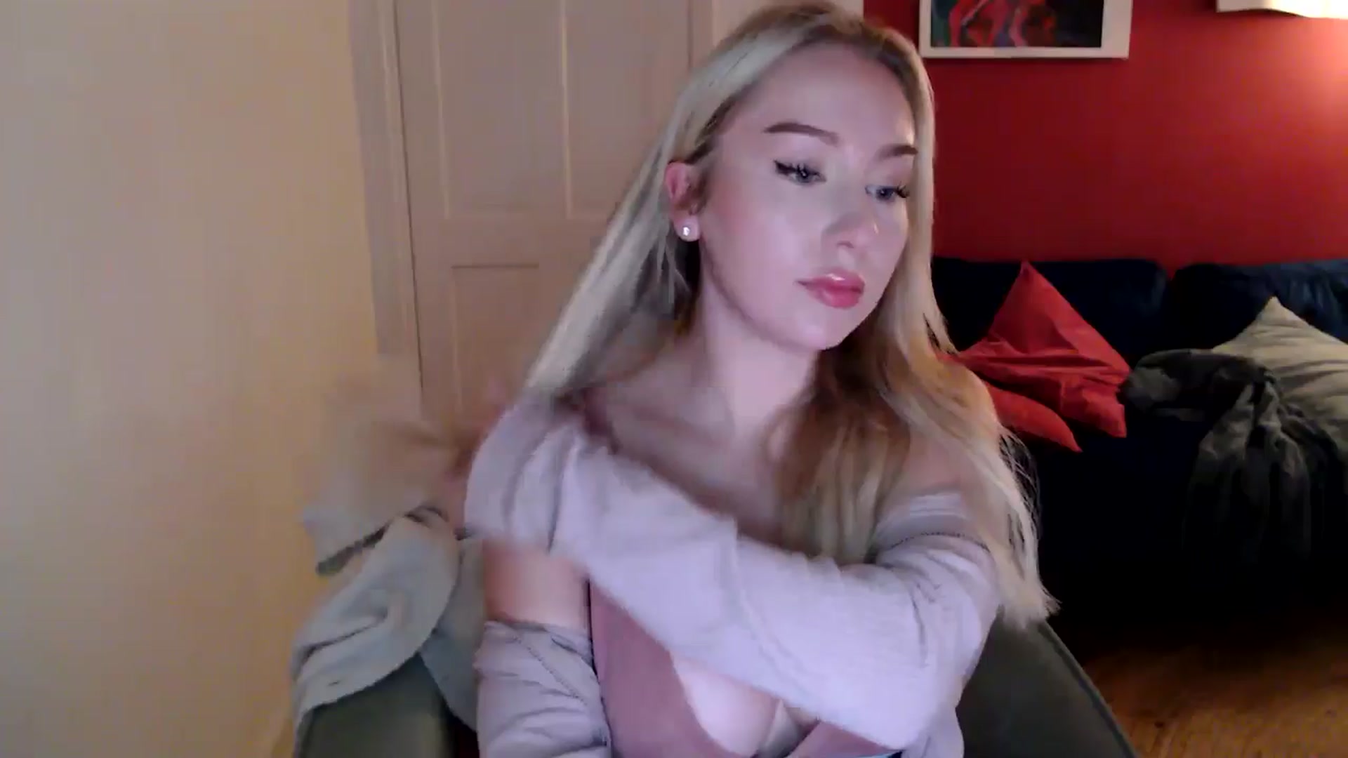 Gallery image thumbnail from PetiteAvax's myfreecams stream on, 11/12/2024, 17:50 image 14 of 20