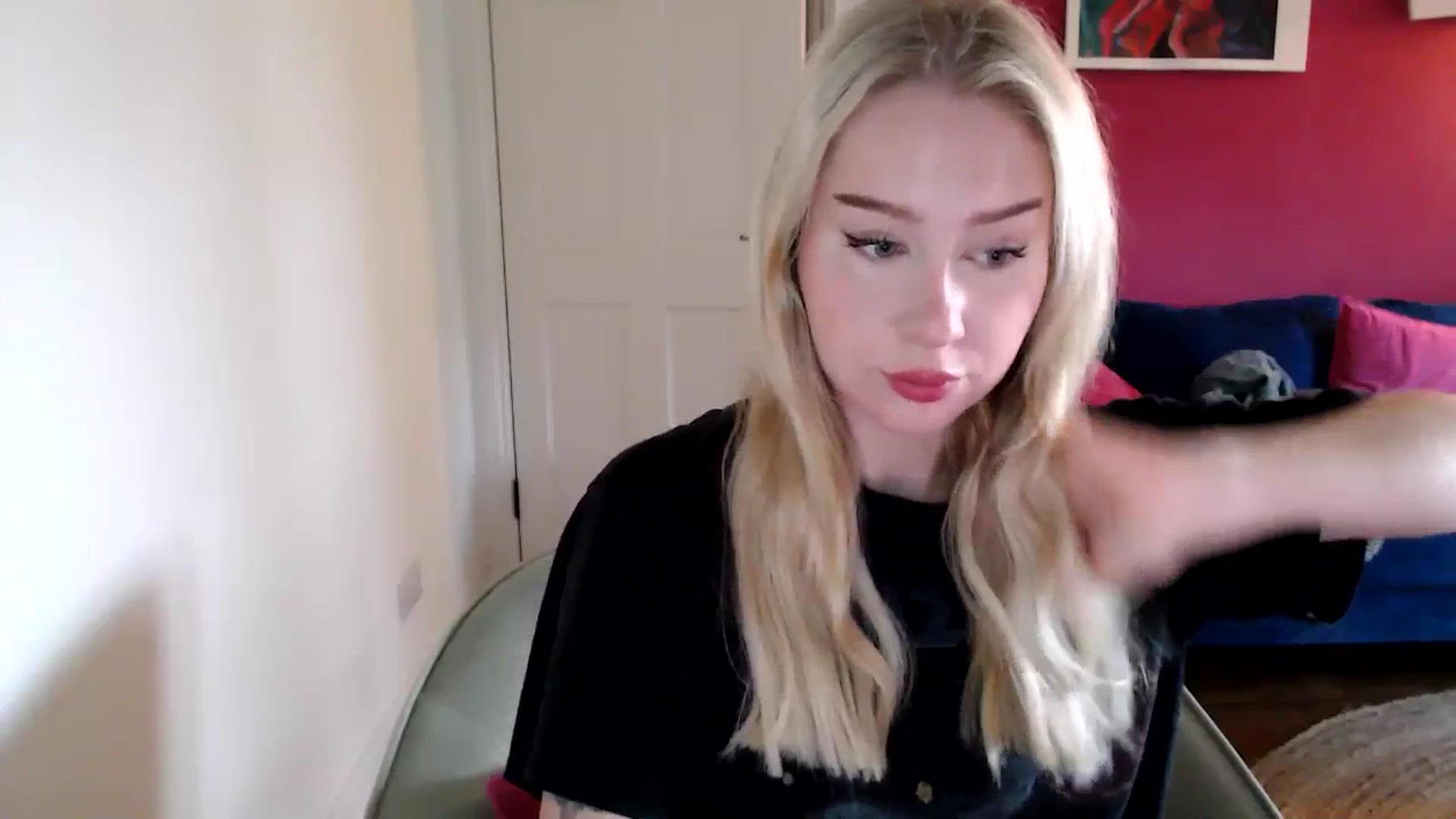 Gallery image thumbnail from PetiteAvax's myfreecams stream on, 11/14/2024, 09:53 image 12 of 20