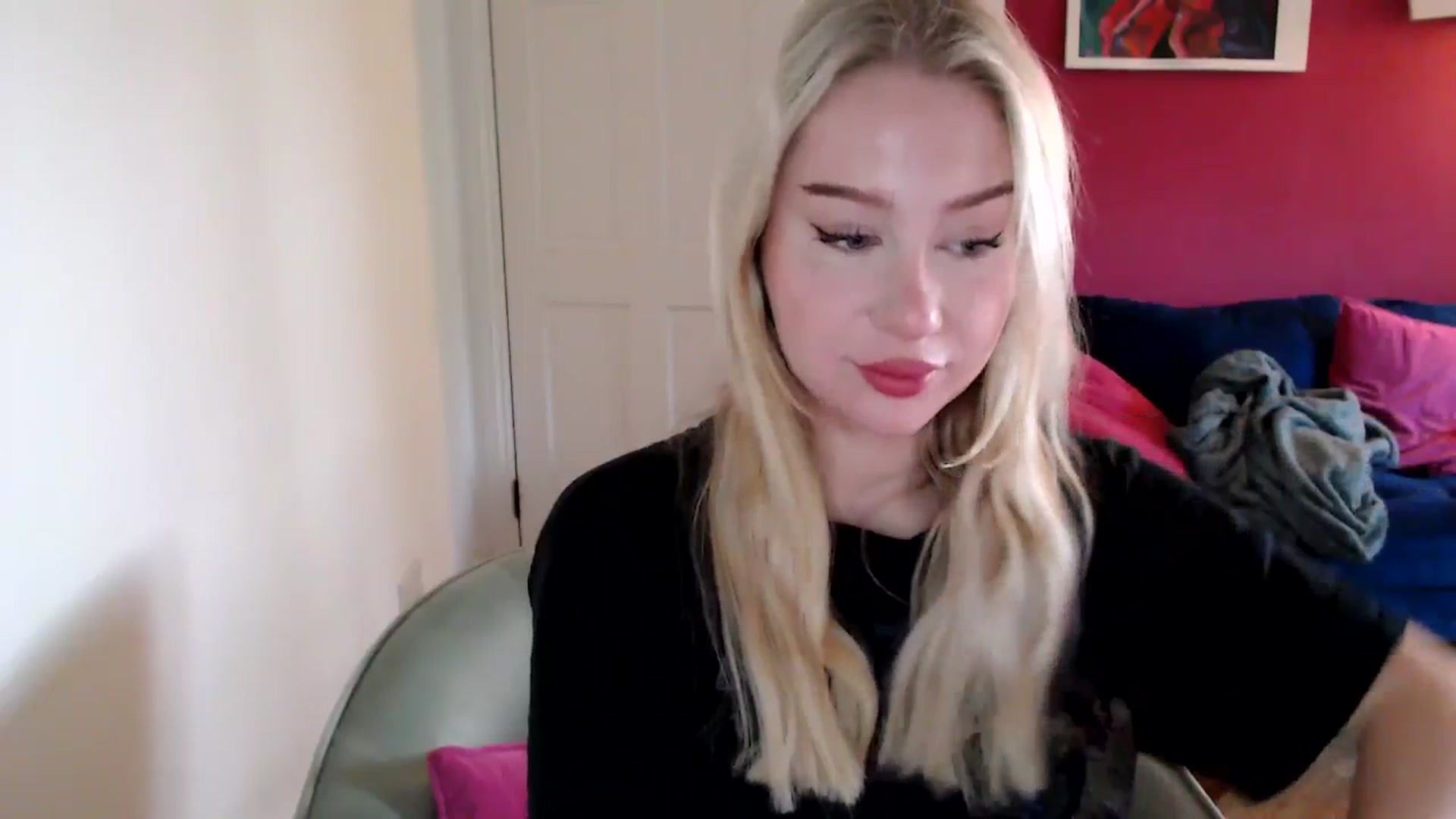 Gallery image thumbnail from PetiteAvax's myfreecams stream on, 11/14/2024, 09:53 image 20 of 20