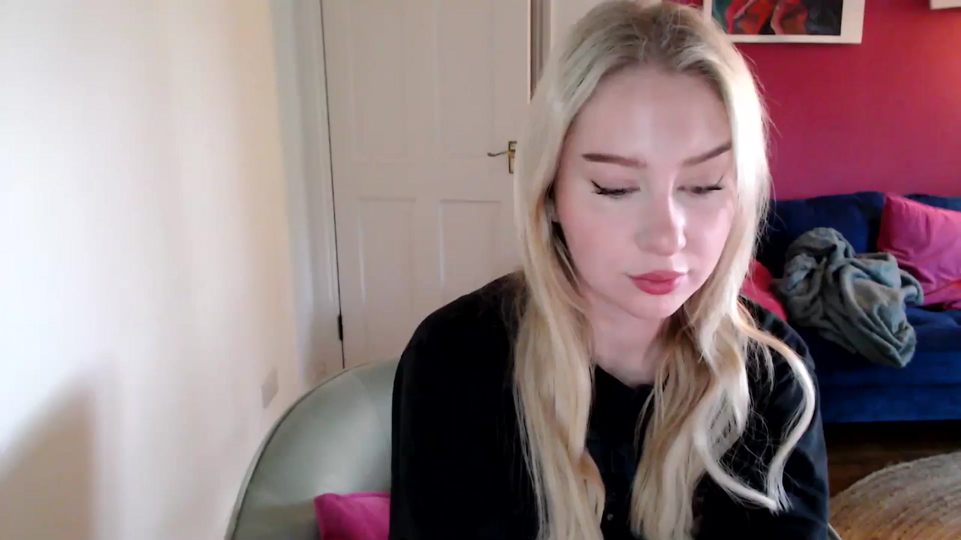 Gallery image thumbnail from PetiteAvax's myfreecams stream on, 11/14/2024, 09:53 image 18 of 20