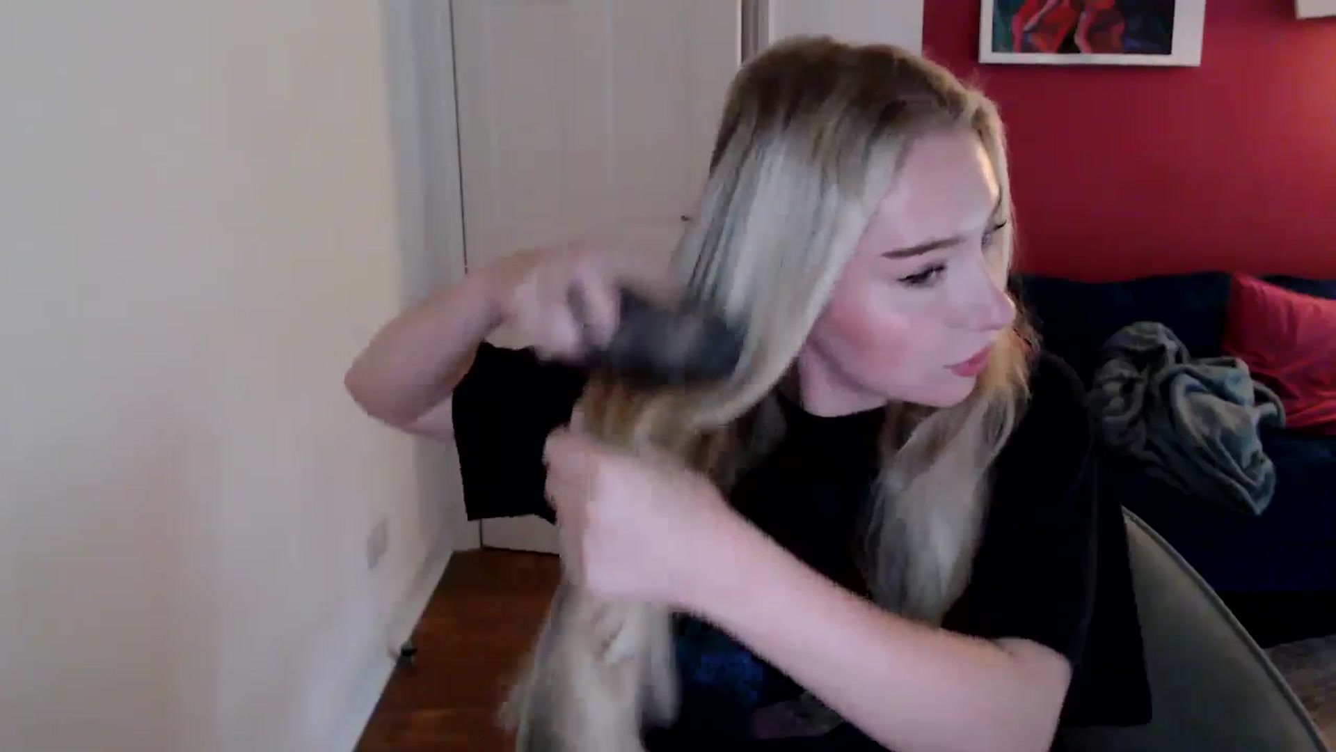 Gallery image thumbnail from PetiteAvax's myfreecams stream on, 11/14/2024, 10:26 image 12 of 20