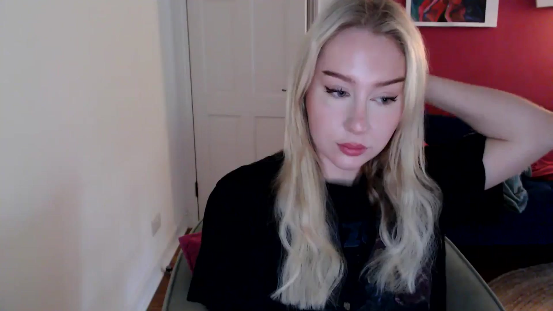 Gallery image thumbnail from PetiteAvax's myfreecams stream on, 11/14/2024, 10:26 image 3 of 20