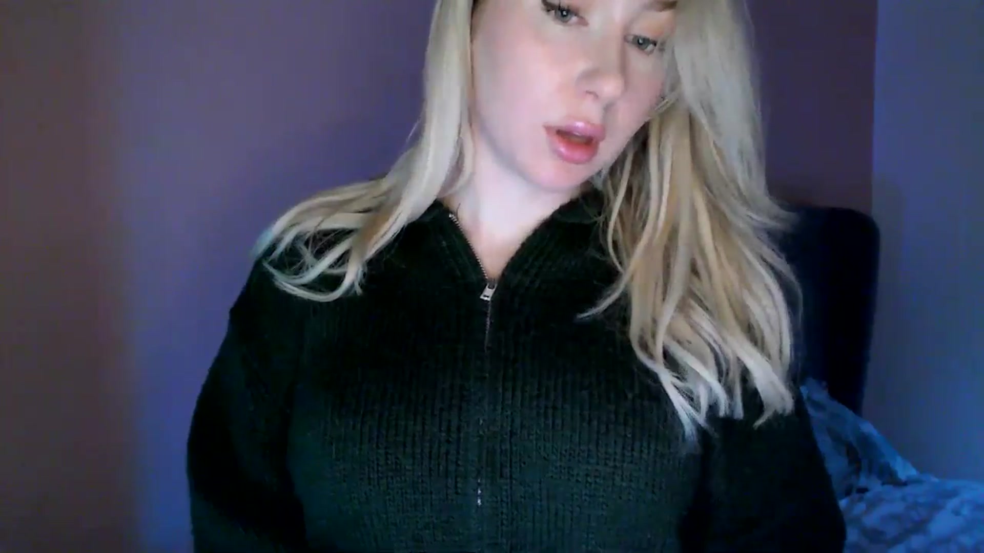 Gallery image thumbnail from PetiteAvax's myfreecams stream on, 11/29/2024, 16:10 image 20 of 20