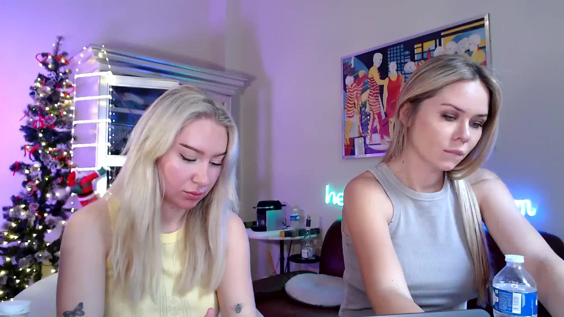 Gallery image thumbnail from PetiteAvax's myfreecams stream on, 12/07/2024, 11:43 image 16 of 20