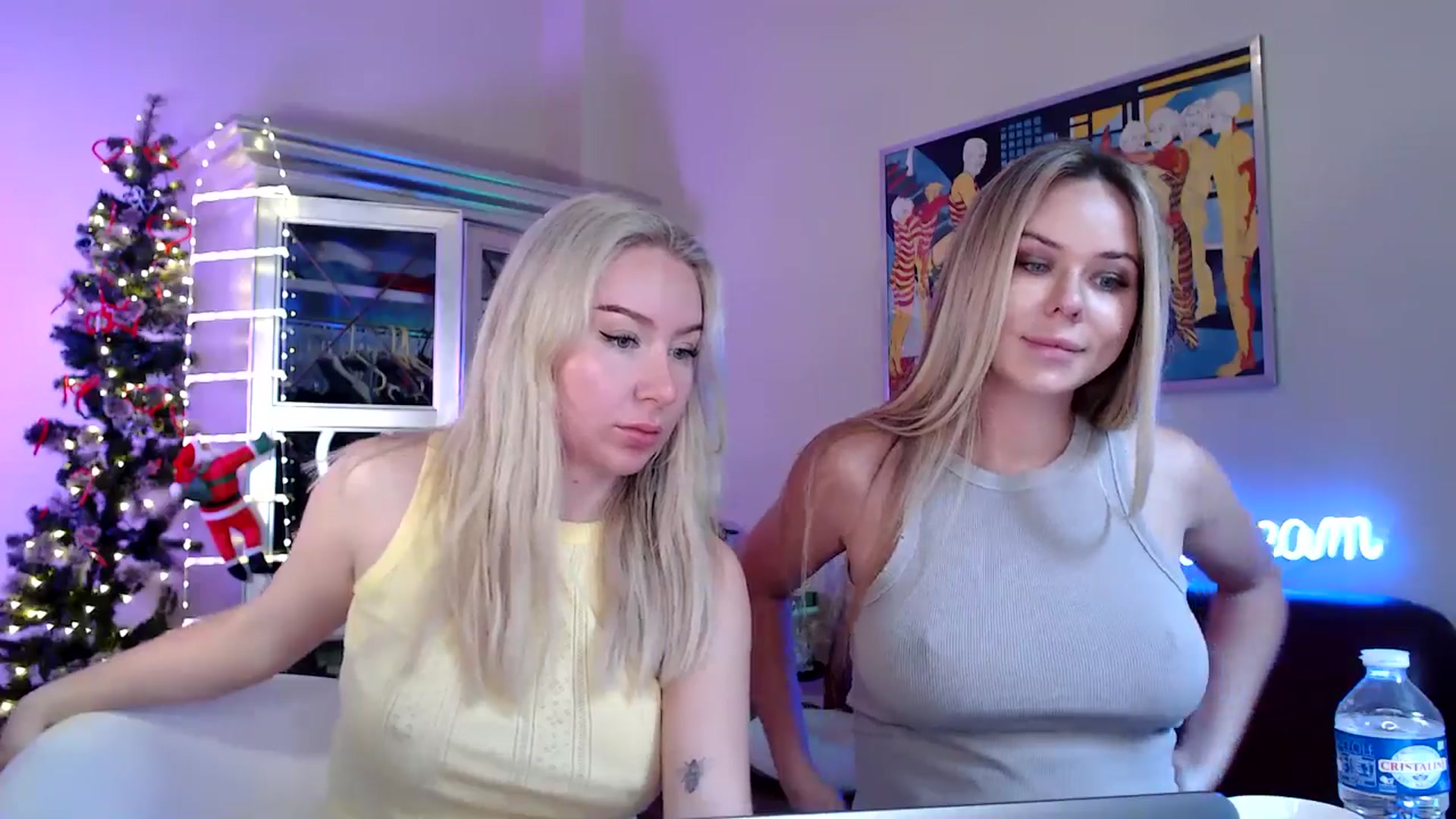 Gallery image thumbnail from PetiteAvax's myfreecams stream on, 12/07/2024, 11:43 image 8 of 20