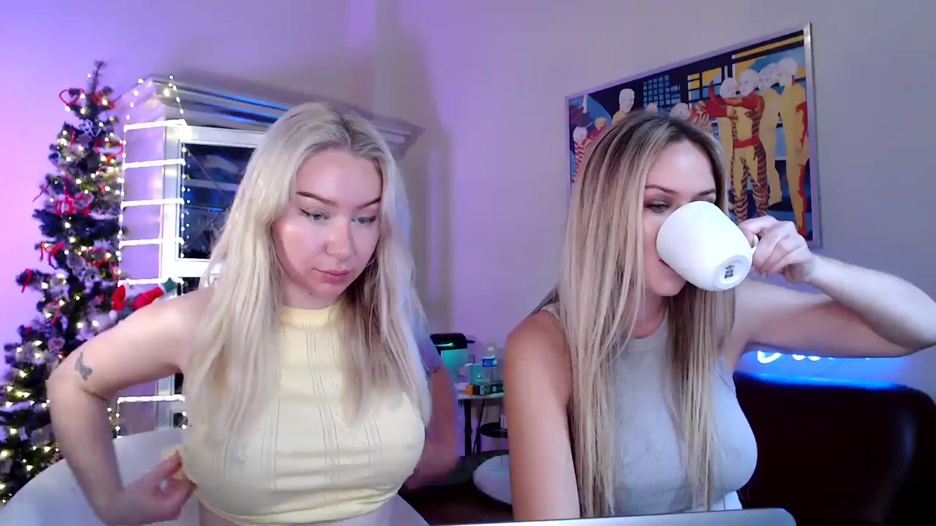 Gallery image thumbnail from PetiteAvax's myfreecams stream on, 12/07/2024, 11:43 image 6 of 20