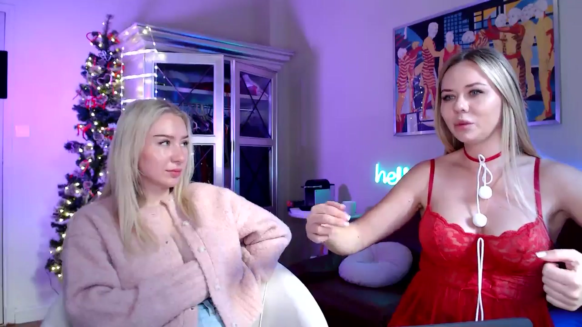 Gallery image thumbnail from PetiteAvax's myfreecams stream on, 12/08/2024, 11:05 image 19 of 20