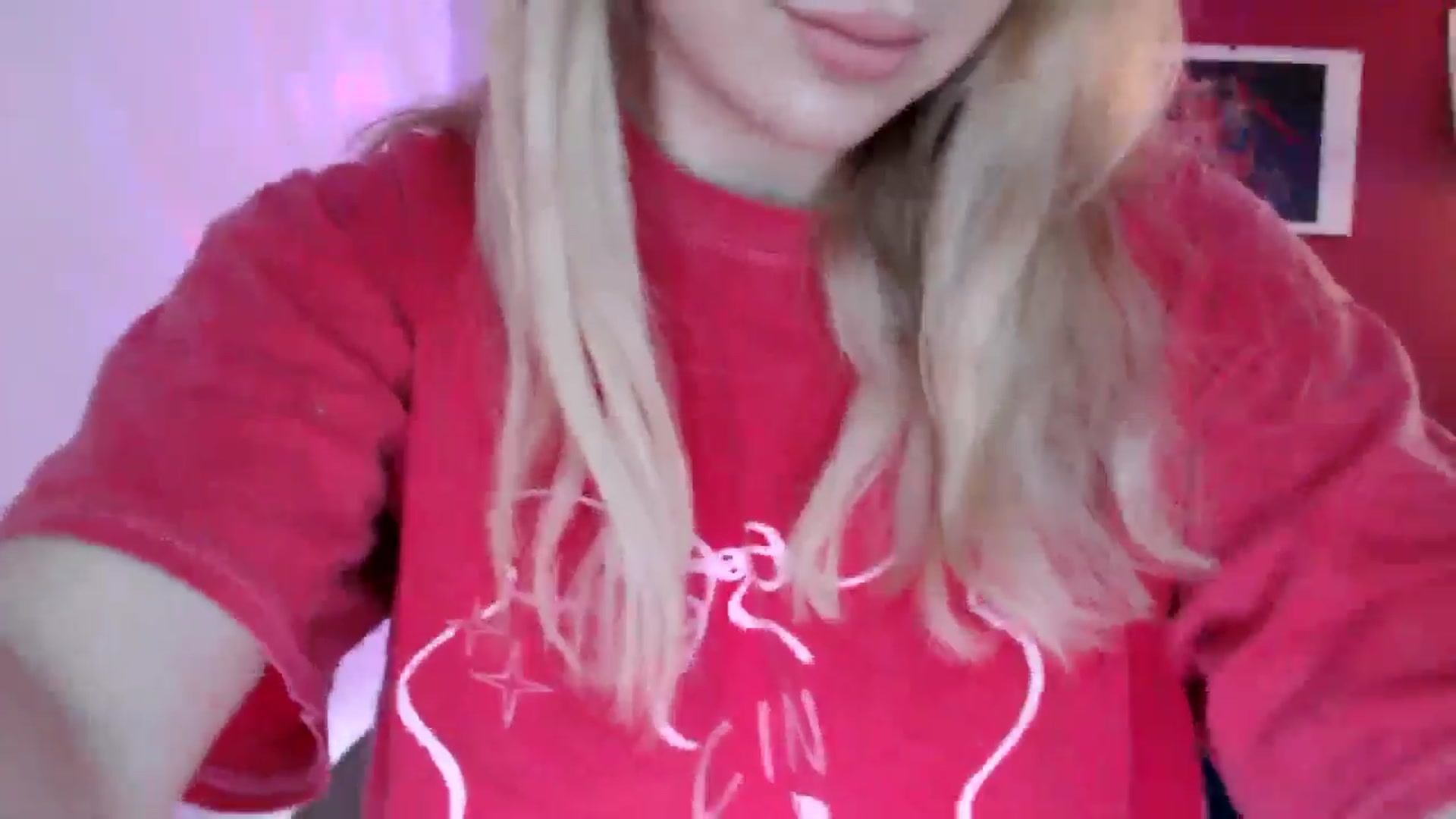 Gallery image thumbnail from PetiteAvax's myfreecams stream on, 12/14/2024, 15:28 image 8 of 20