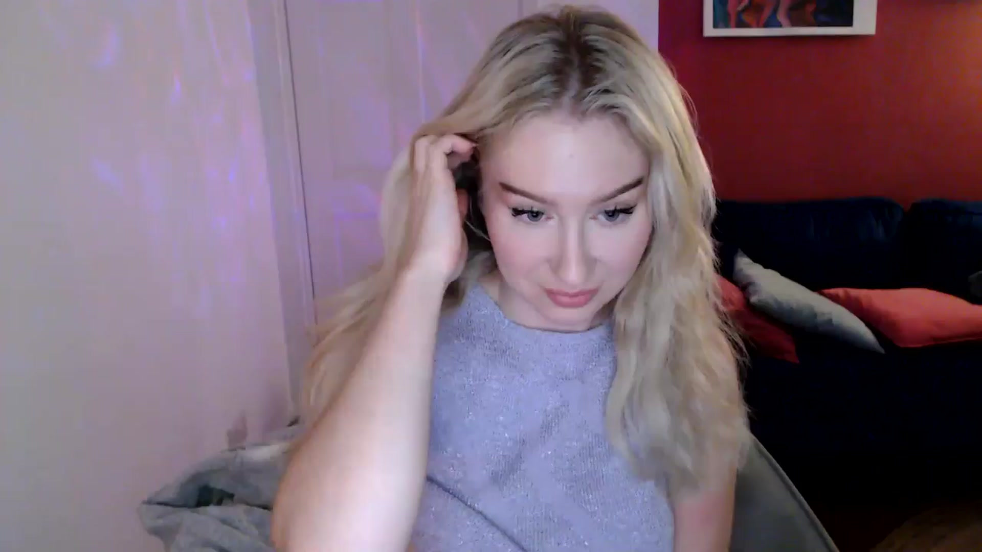 Gallery image thumbnail from PetiteAvax's myfreecams stream on, 12/19/2024, 22:10 image 14 of 20