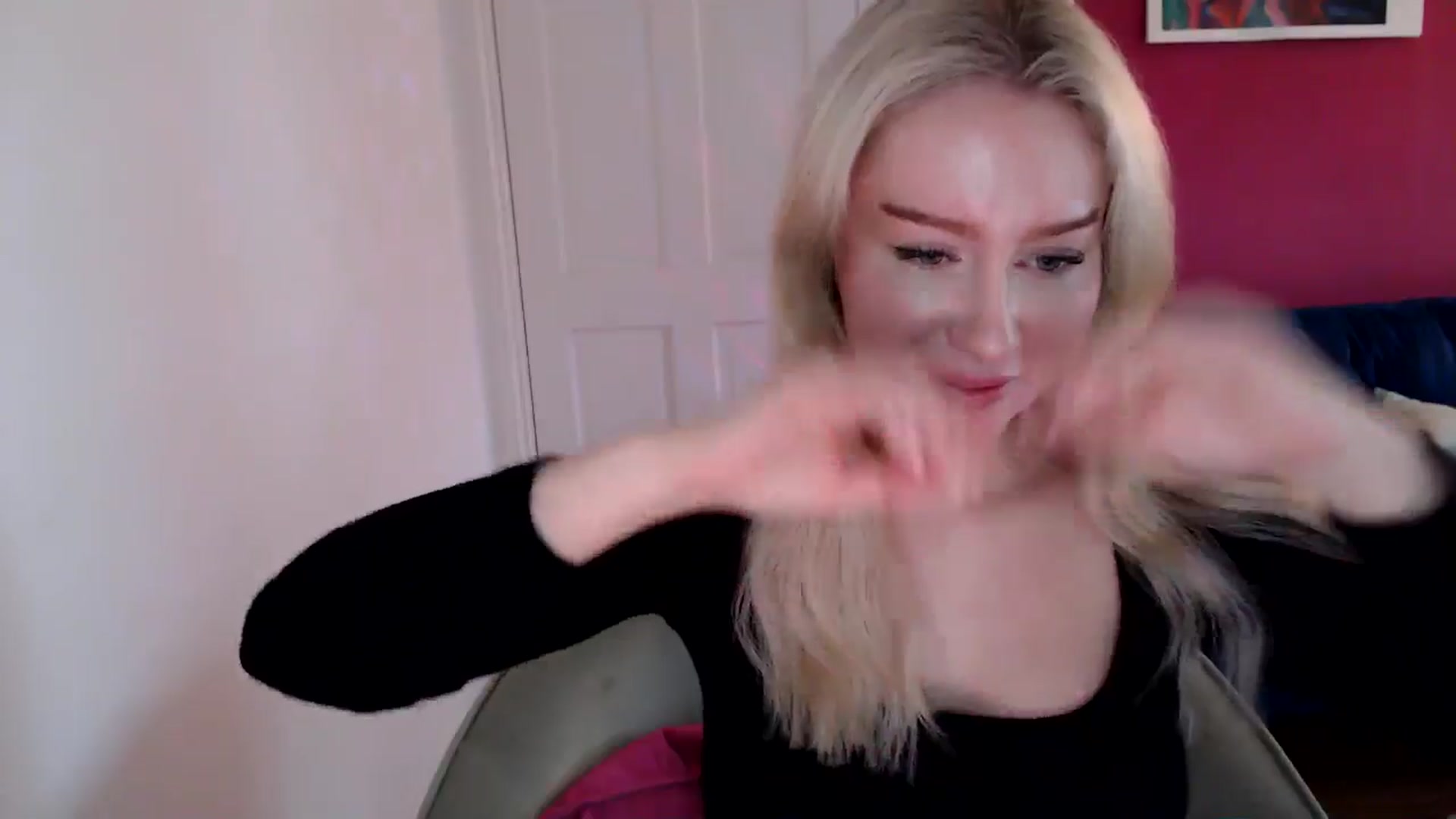 Gallery image thumbnail from PetiteAvax's myfreecams stream on, 12/23/2024, 13:20 image 19 of 20