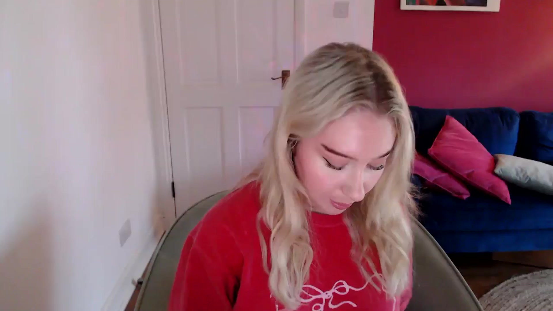Gallery image thumbnail from PetiteAvax's myfreecams stream on, 12/26/2024, 11:48 image 1 of 20