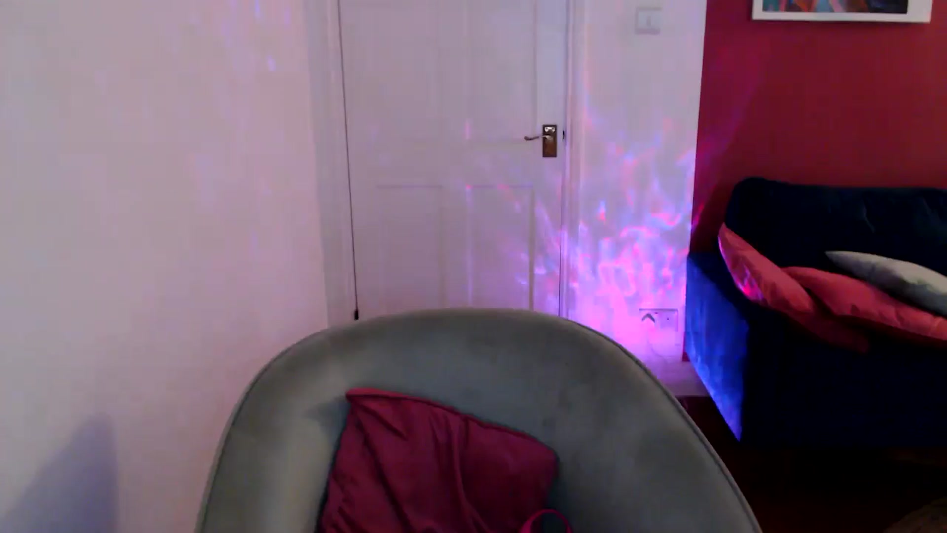 Gallery image thumbnail from PetiteAvax's myfreecams stream on, 12/28/2024, 22:21 image 4 of 20