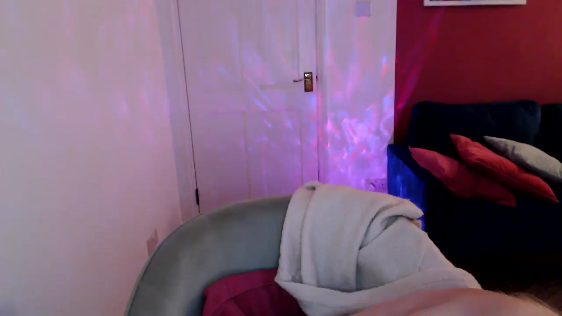 Gallery image thumbnail from PetiteAvax's myfreecams stream on, 12/30/2024, 22:11 image 3 of 20