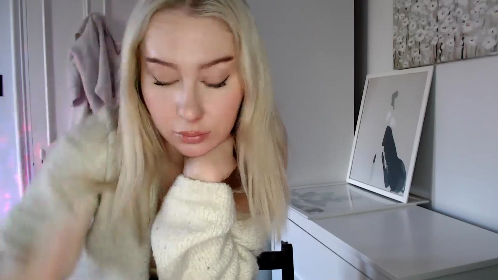 Gallery image thumbnail from PetiteAvax's myfreecams stream on, 01/30/2025, 13:05 image 18 of 20