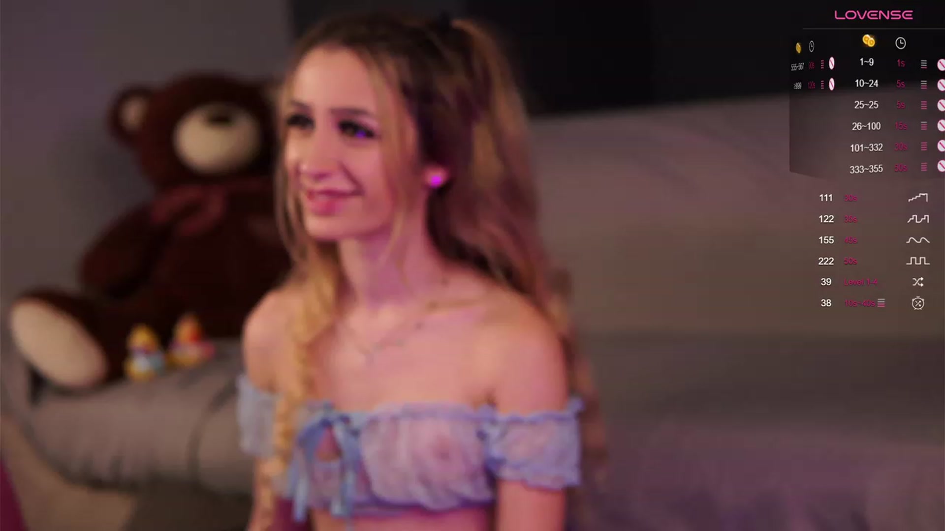 Gallery image thumbnail from PetiteHailee's myfreecams stream on, 12/23/2023, 17:19 image 4 of 20
