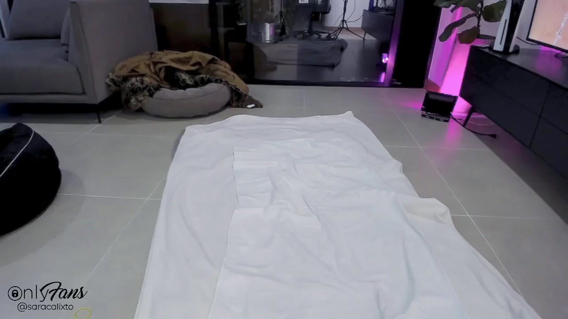 Gallery image thumbnail from PetiteMarie's myfreecams stream on, 05/11/2024, 06:03 image 19 of 20