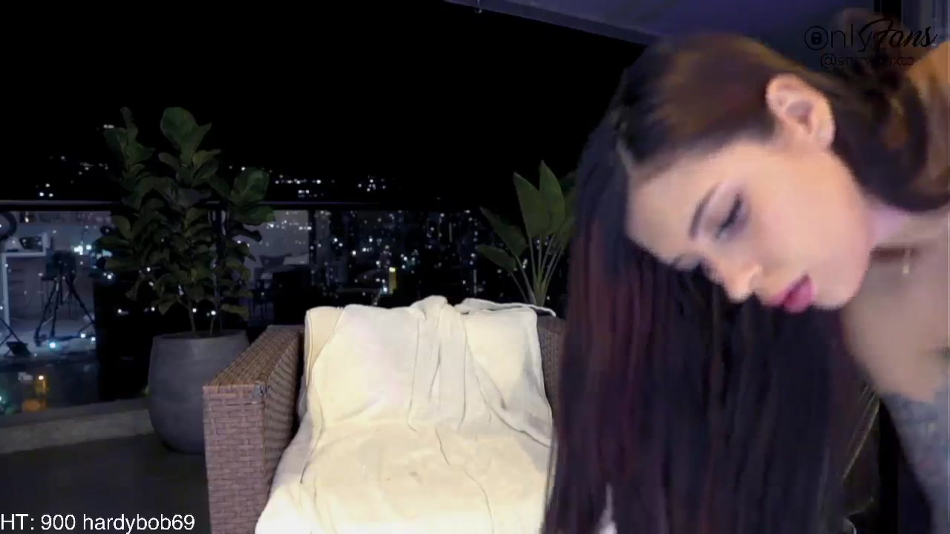 Gallery image thumbnail from PetiteMarie's myfreecams stream on, 07/11/2024, 04:12 image 18 of 20