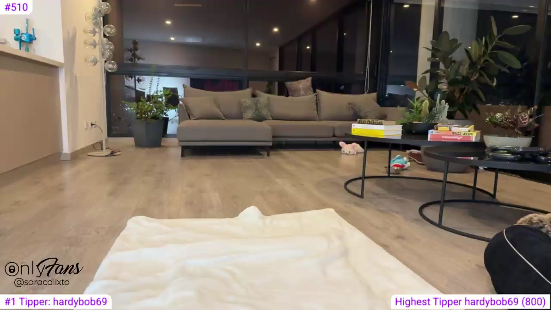 Gallery image thumbnail from PetiteMarie's myfreecams stream on, 07/01/2026, 23:58 image 16 of 20